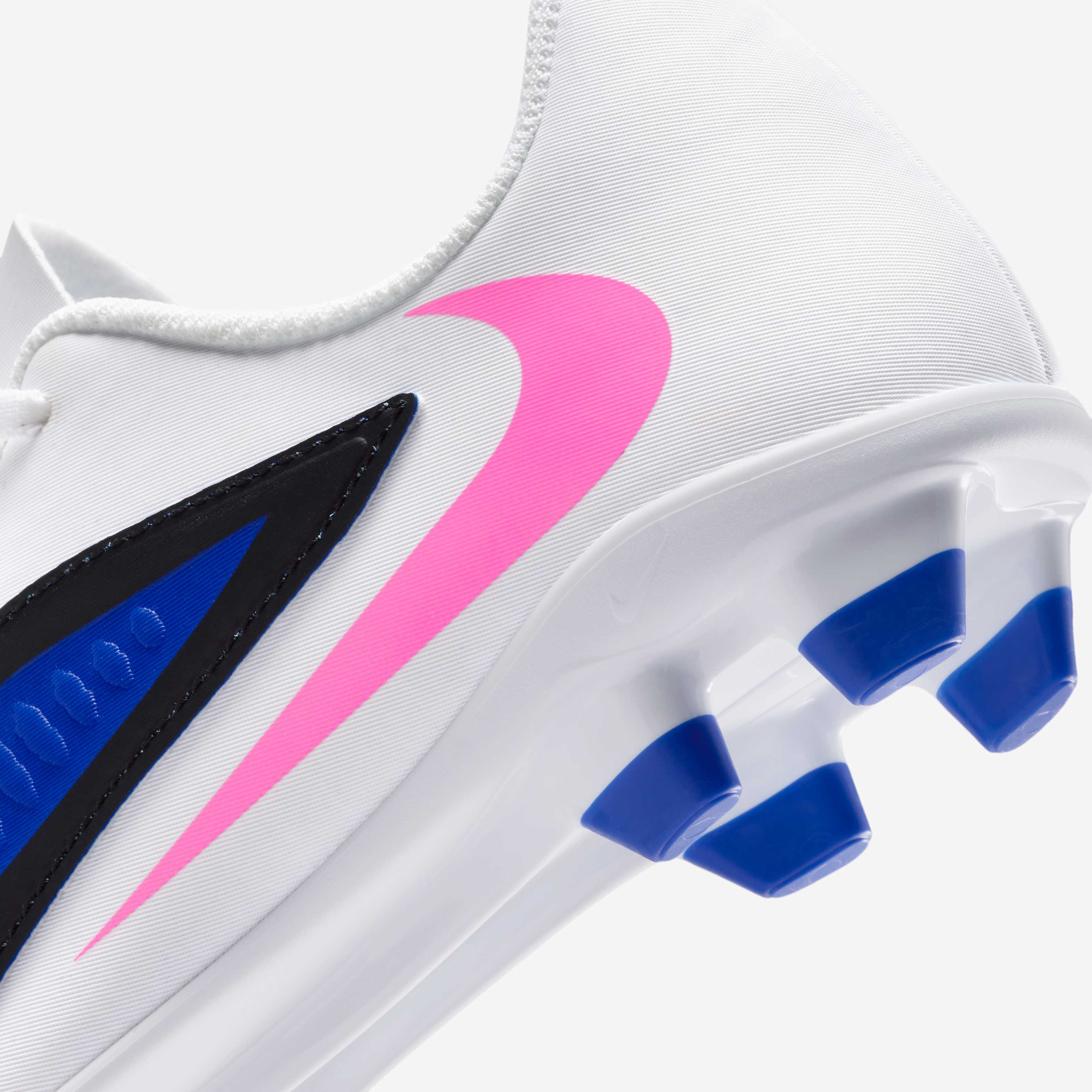 Nike Jr. Phantom 6 Low Club image number 8
