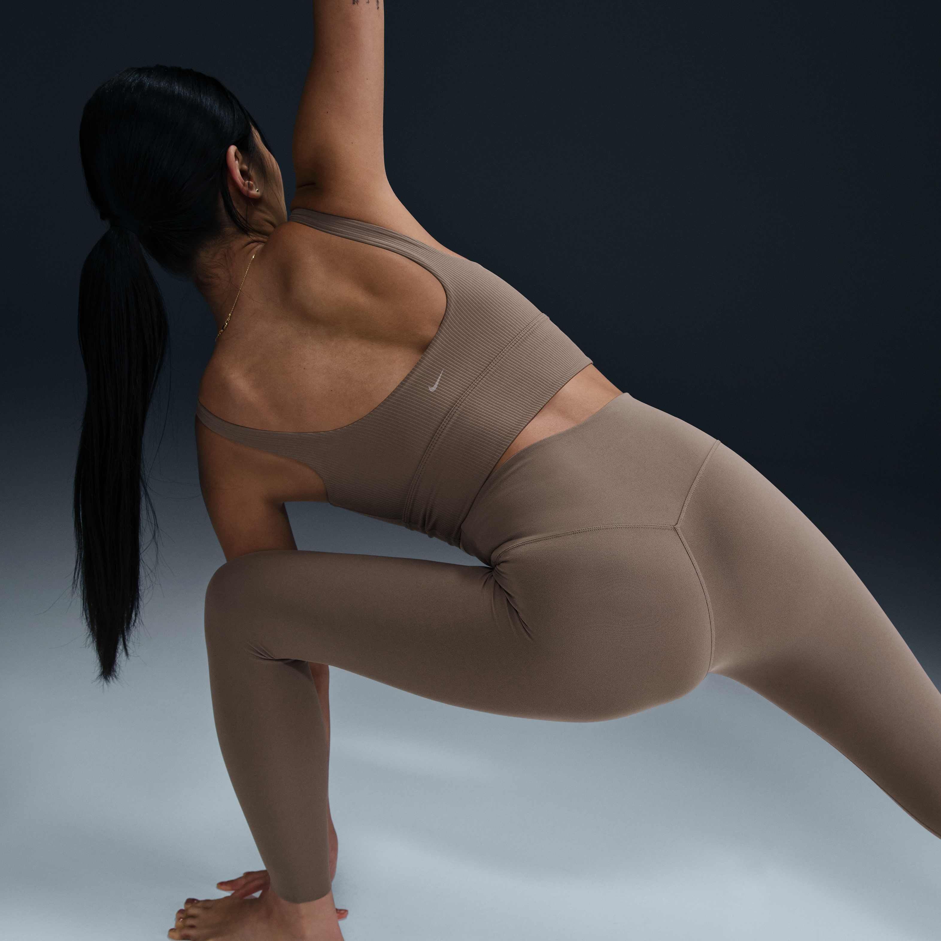 Nike Zenvy image number 2