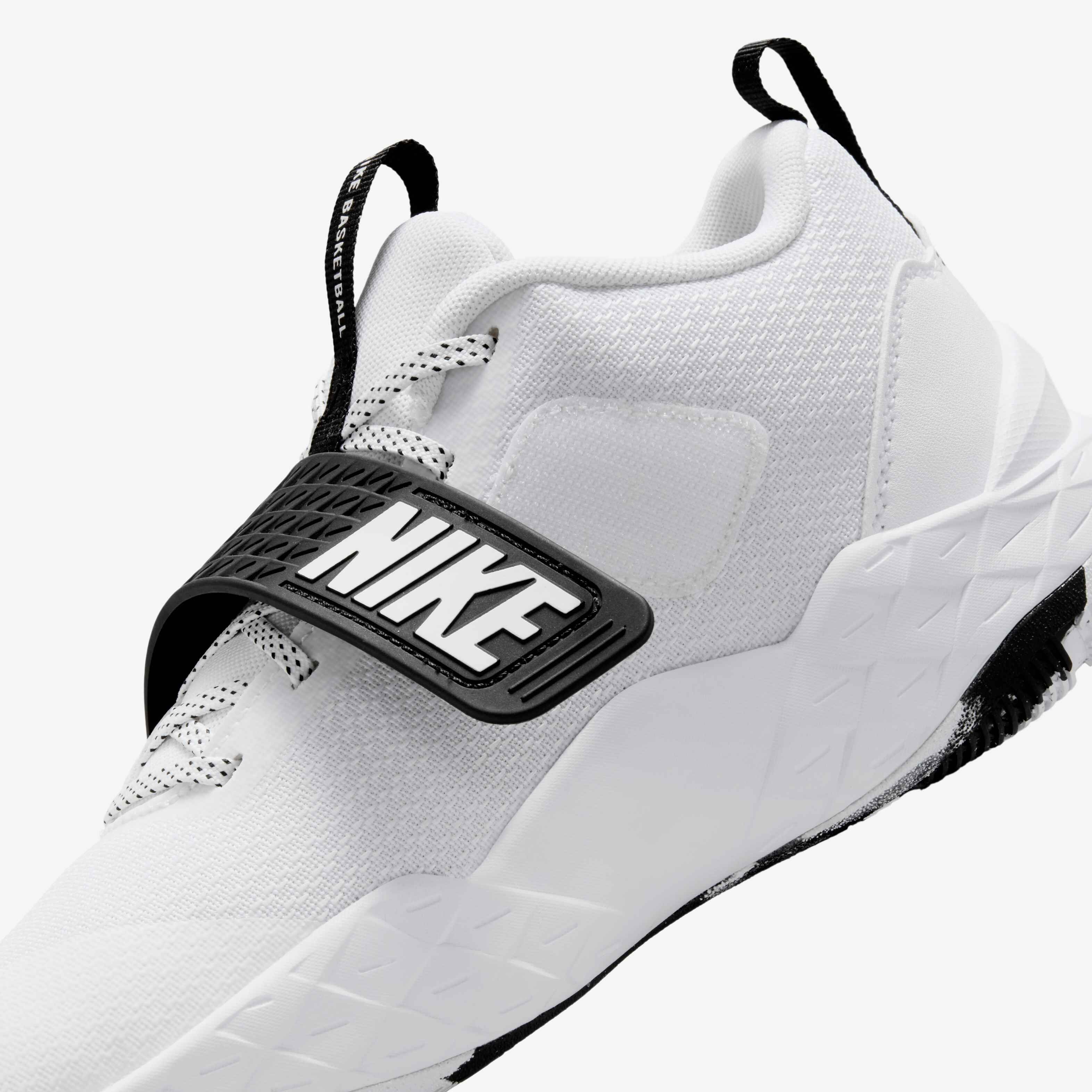 Nike Team Hustle D 12 image number 7