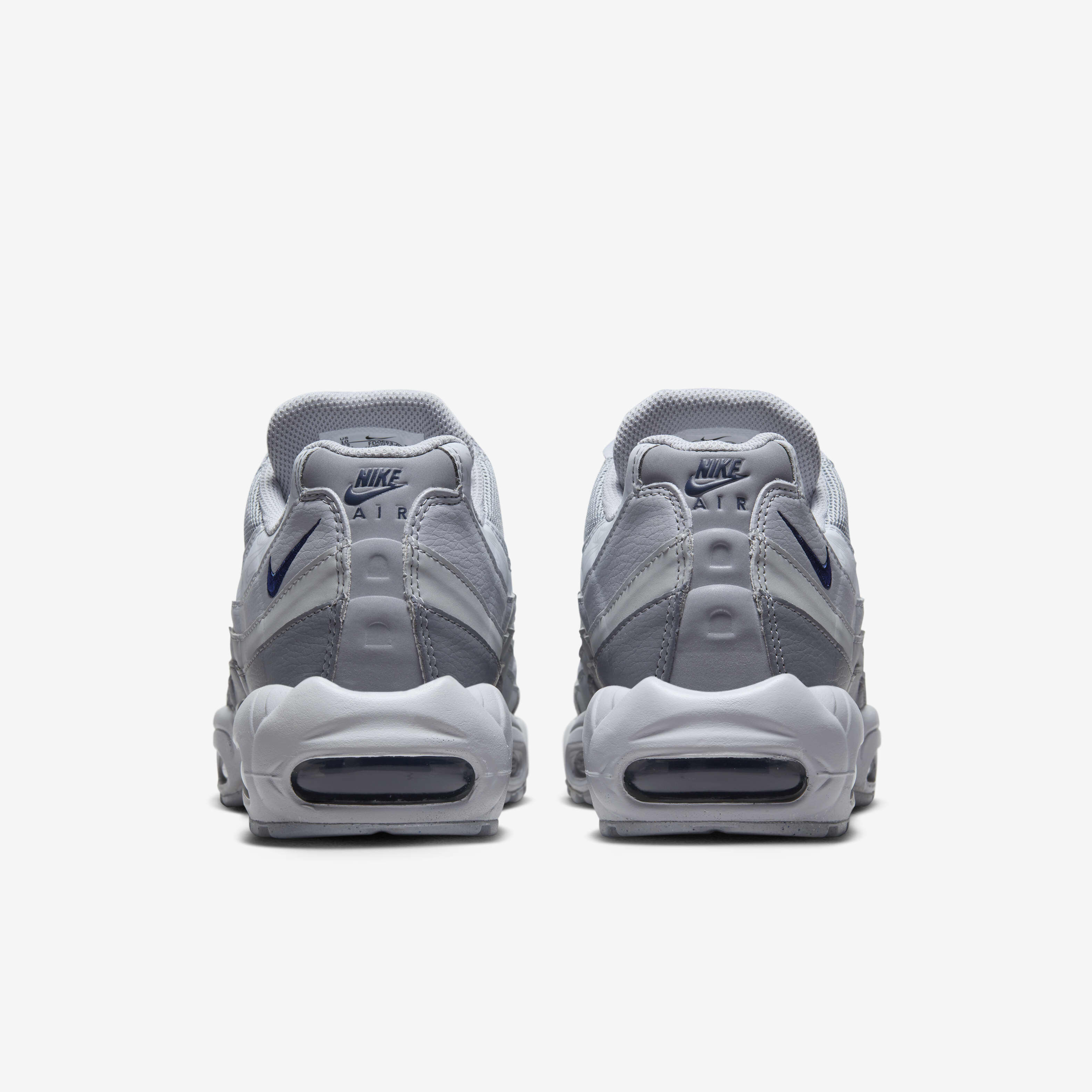 NIKE ☆ Air Max 95 ‘Wolf Grey & Midnight Navy’ The Nike Air Max 95 Wolf Grey Midnight Navy Gets Covered In
