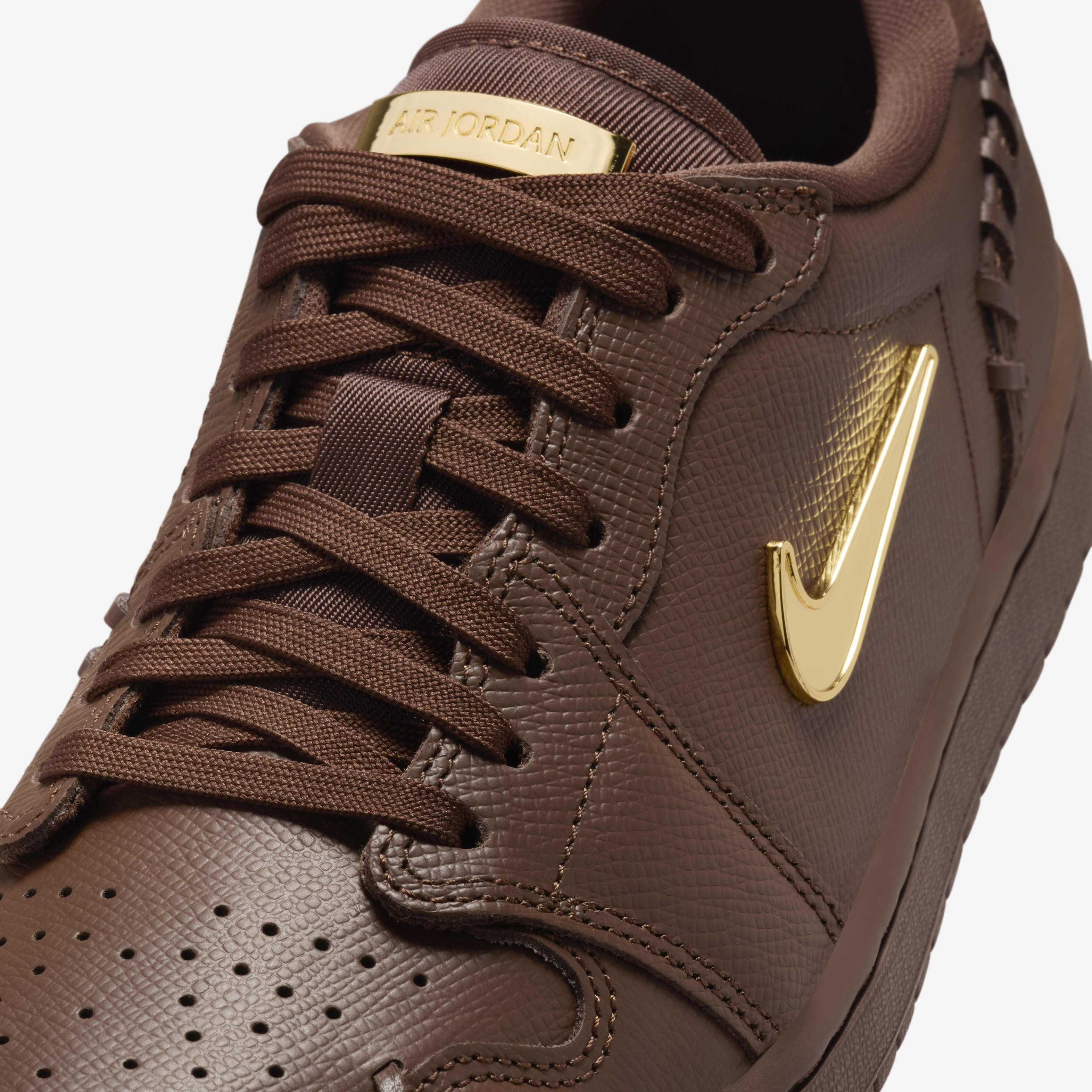 Air Jordan 1 Low Method of Make image number 6