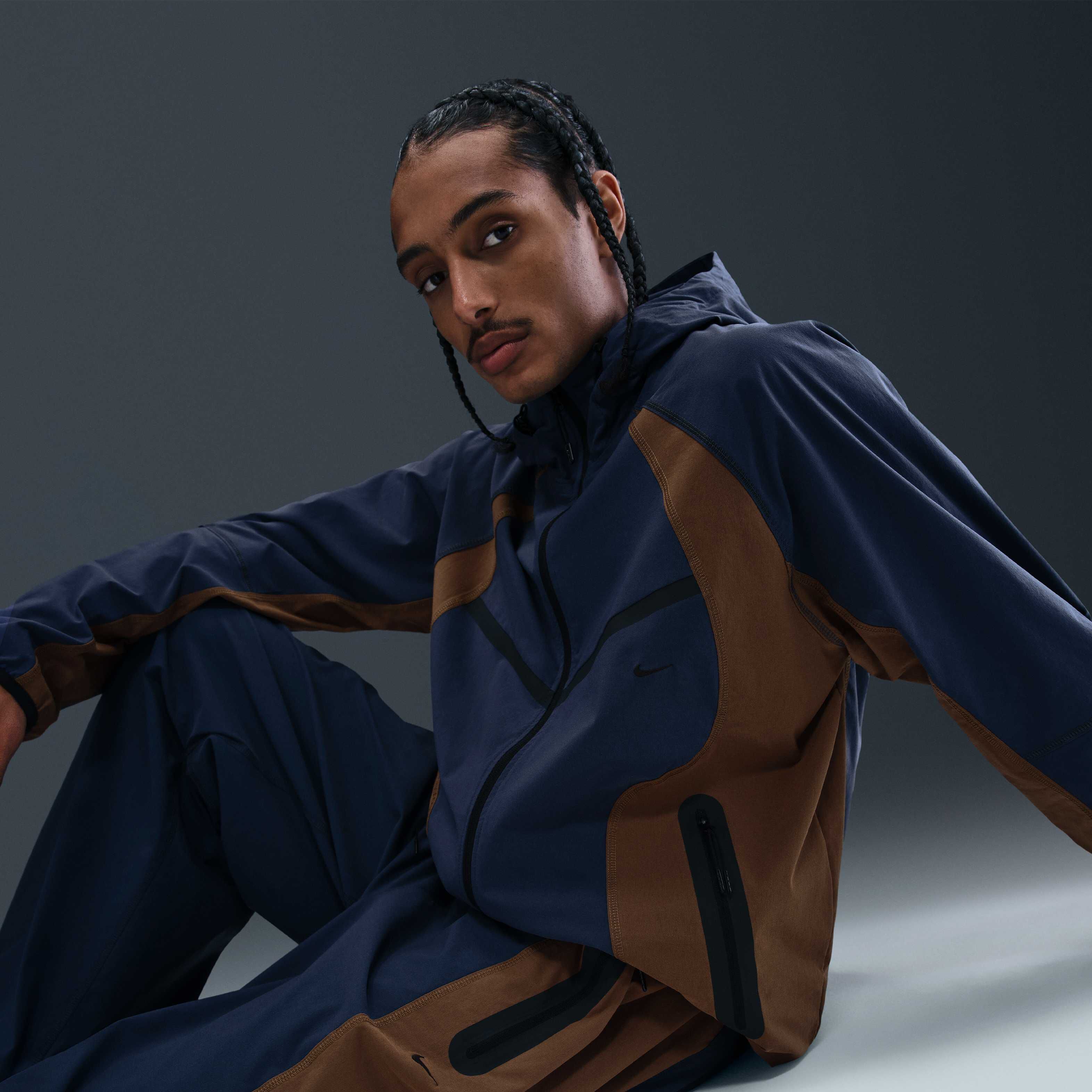 نايكي تك image number 2