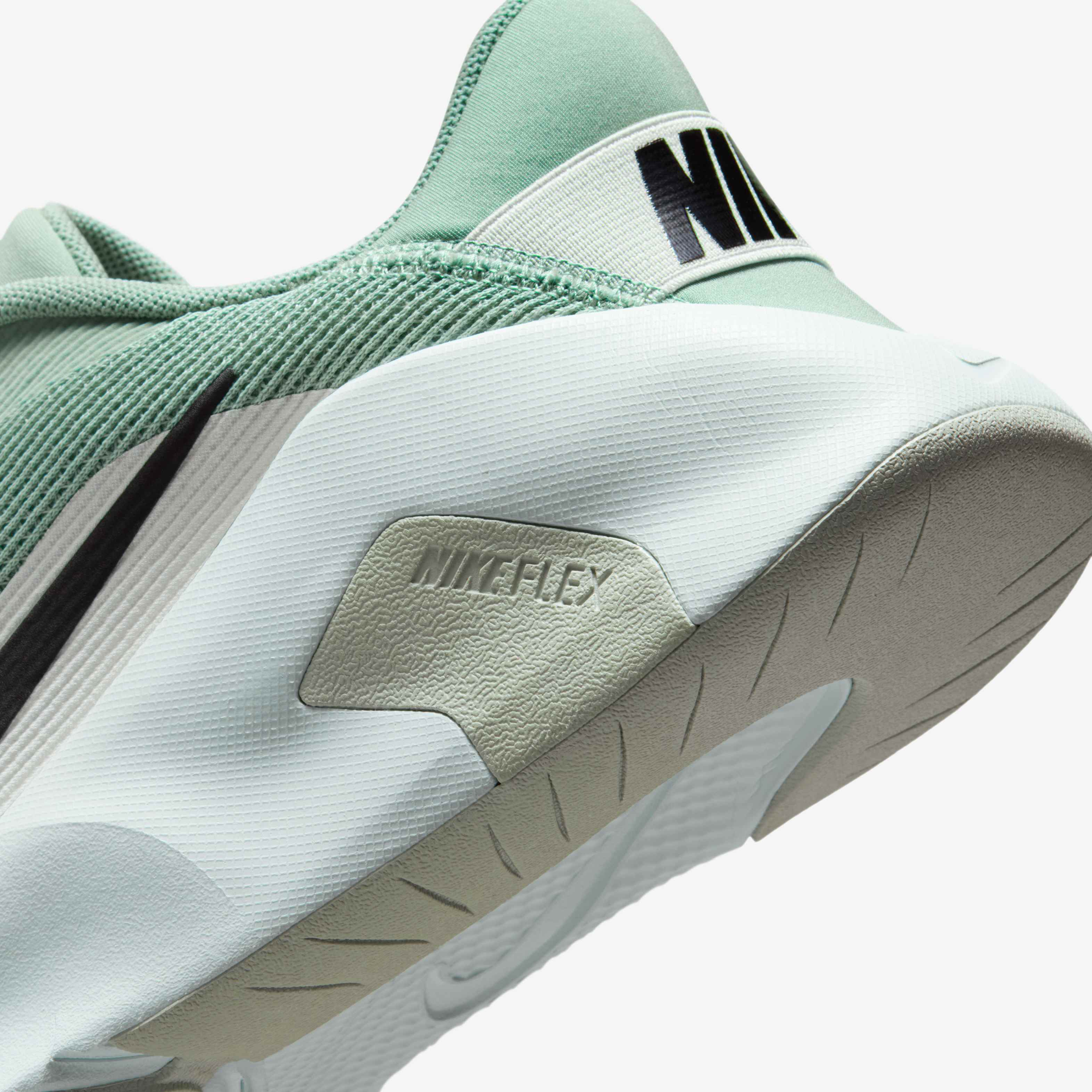 نايكي فليكس ترين image number 7