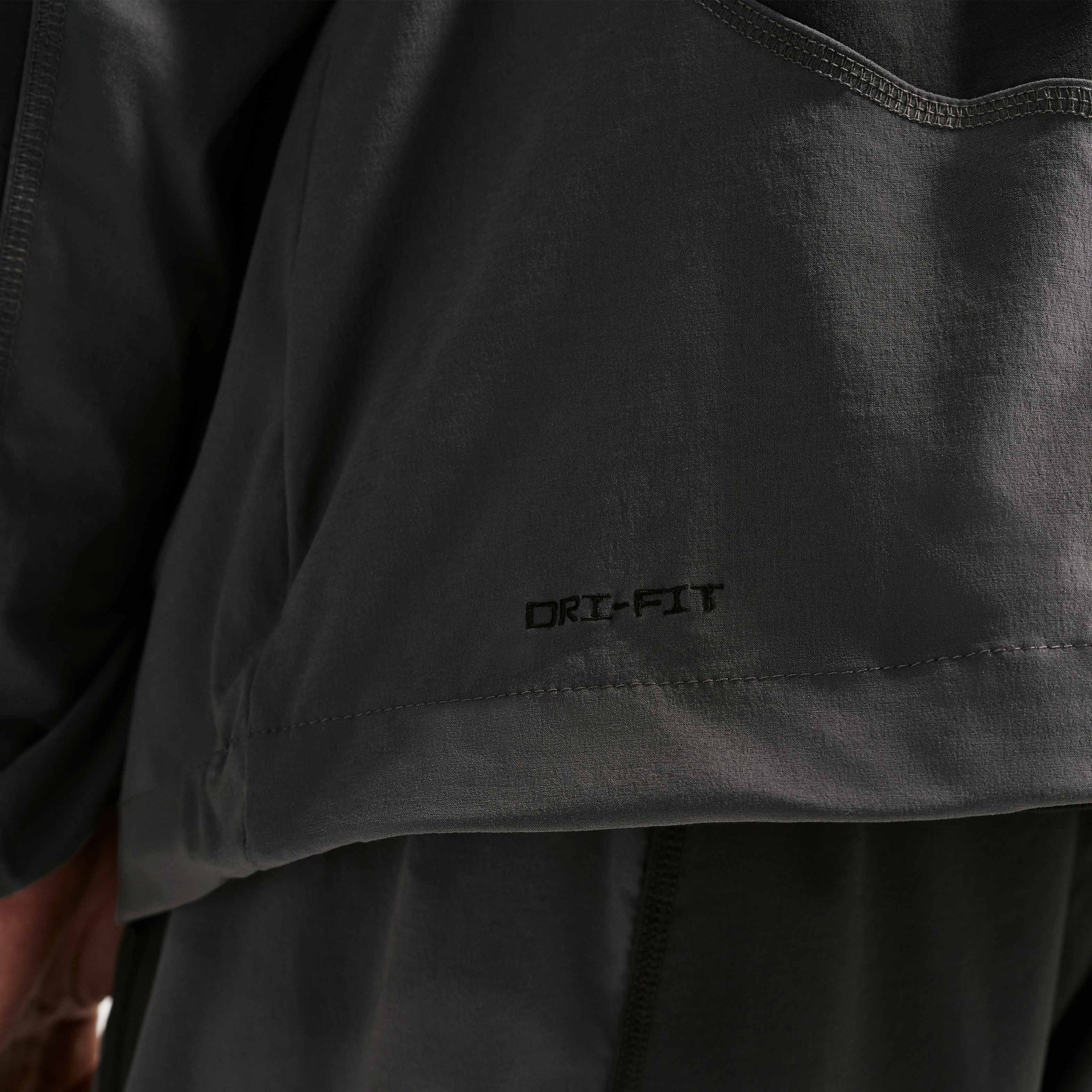 نايكي تك image number 6