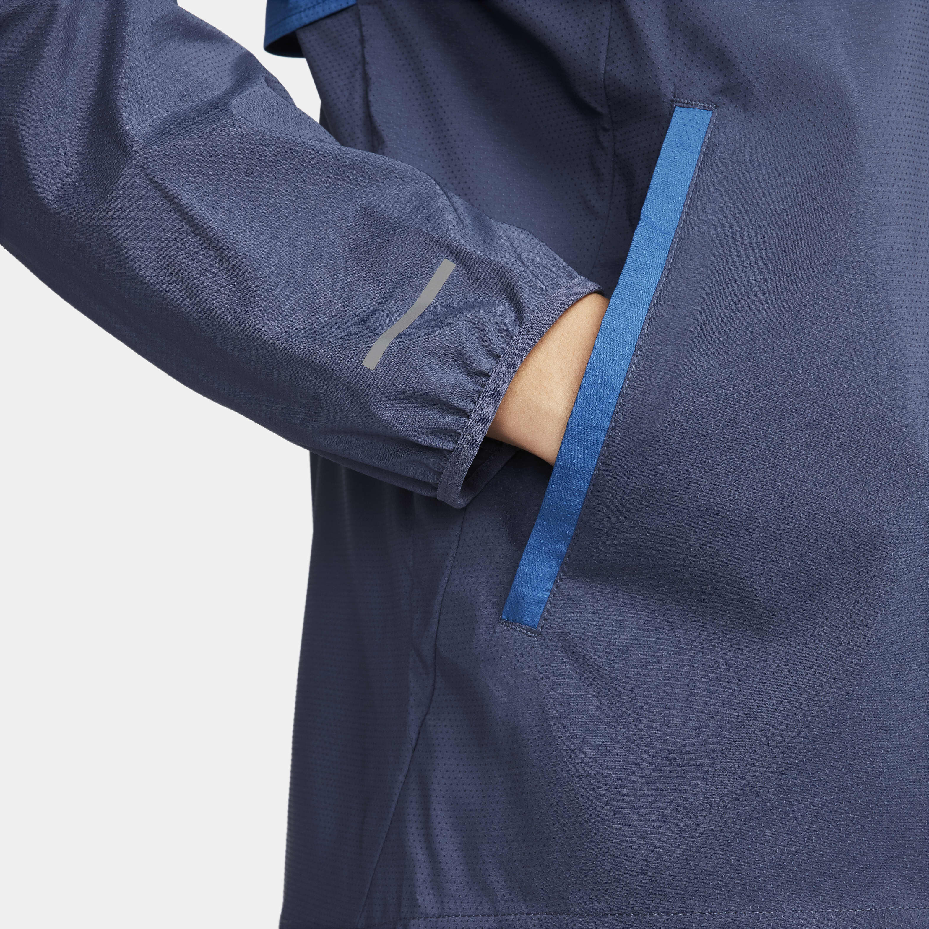 Nike Windrunner image number 3