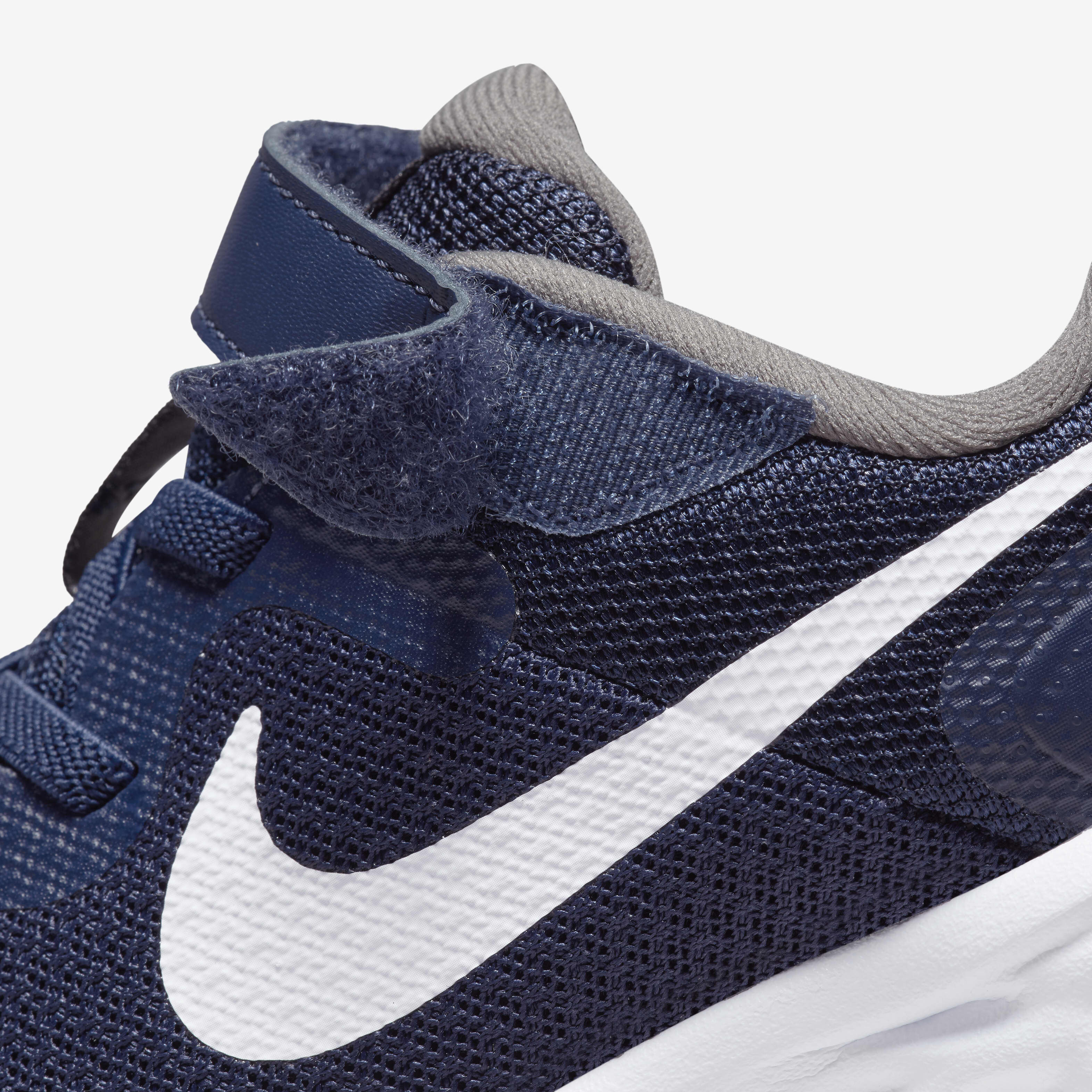 Nike Revolution 6 image number 8