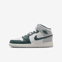 Air Jordan 1 Mid SE