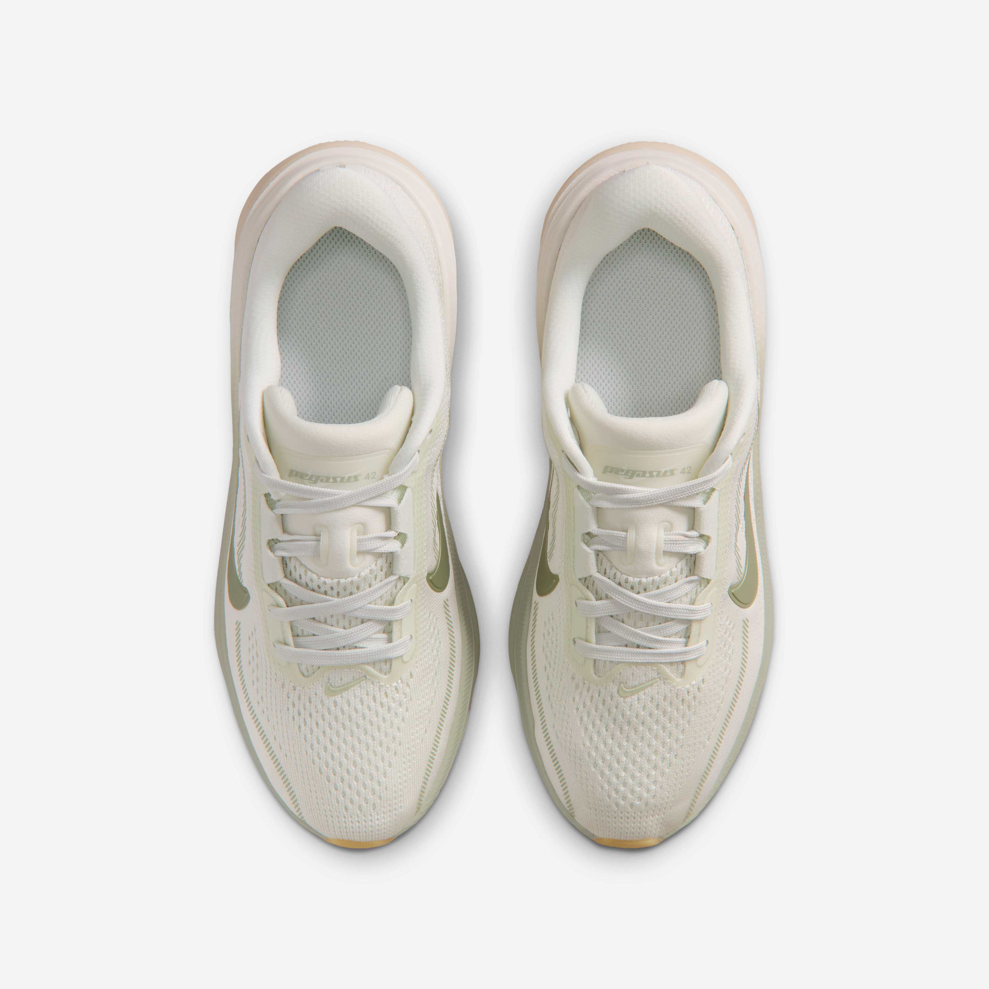 Nike Pegasus 42 image number 3