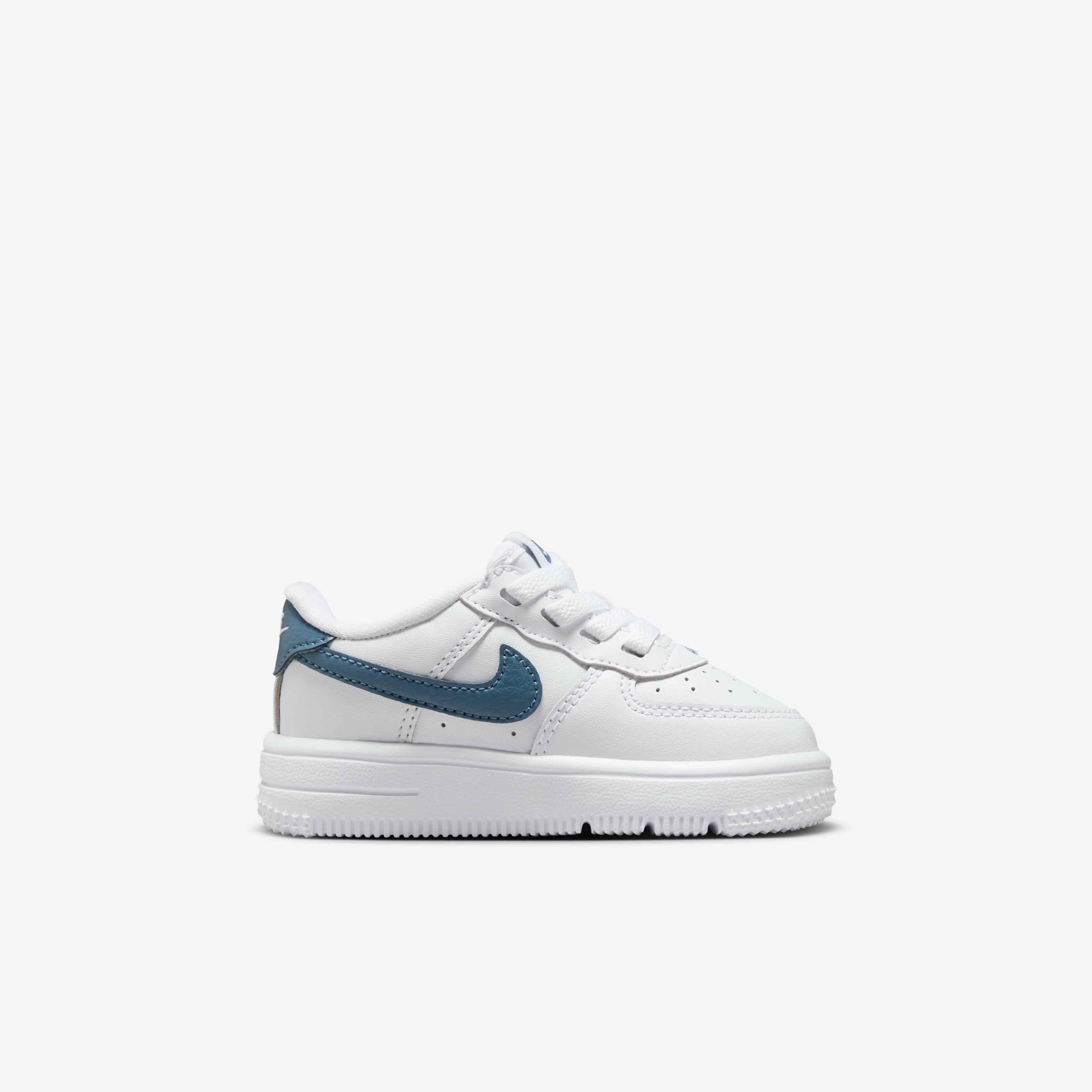 Nike Force 1 Low EasyOn image number 2