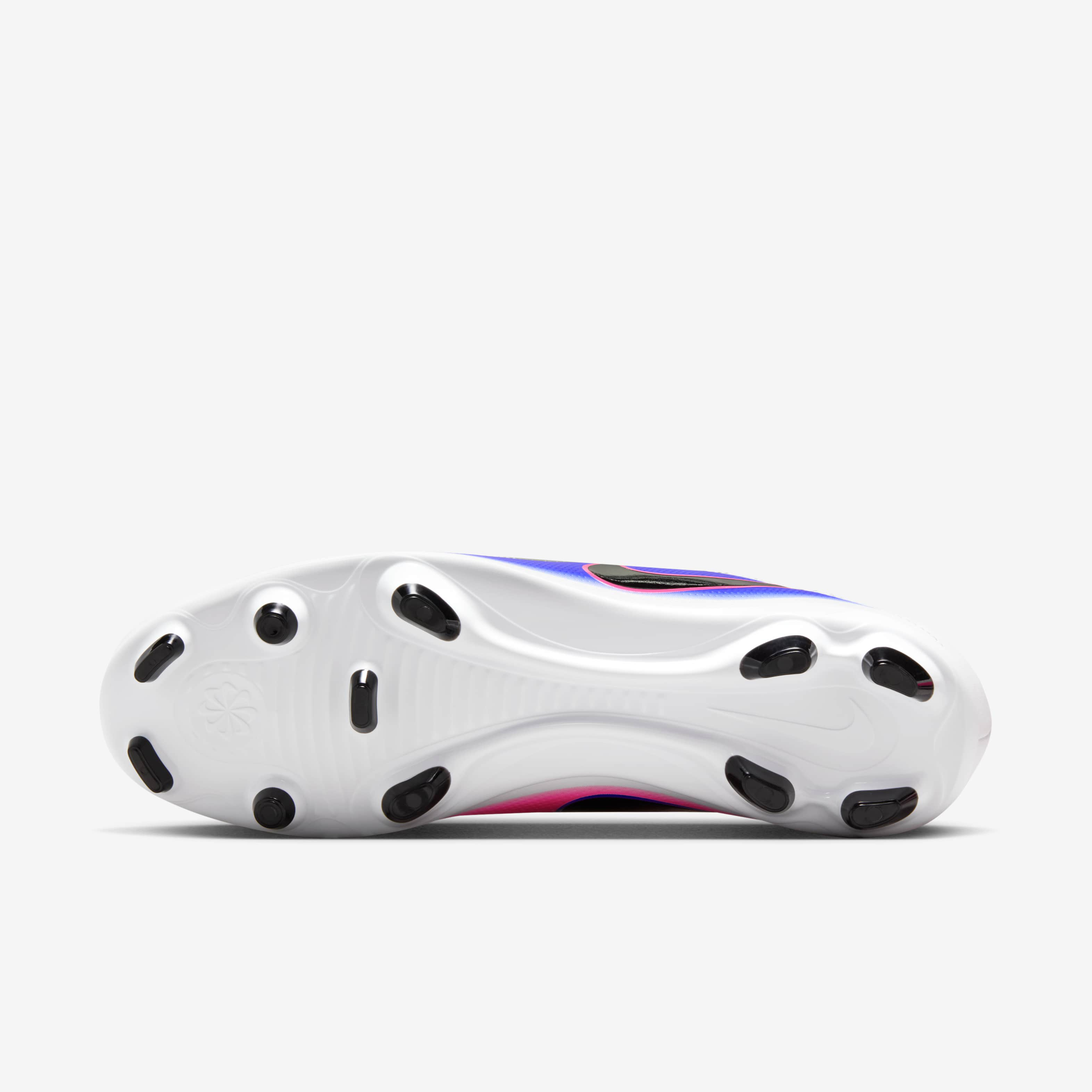 نايكي تيمبو مايسترو كلوب image number 1