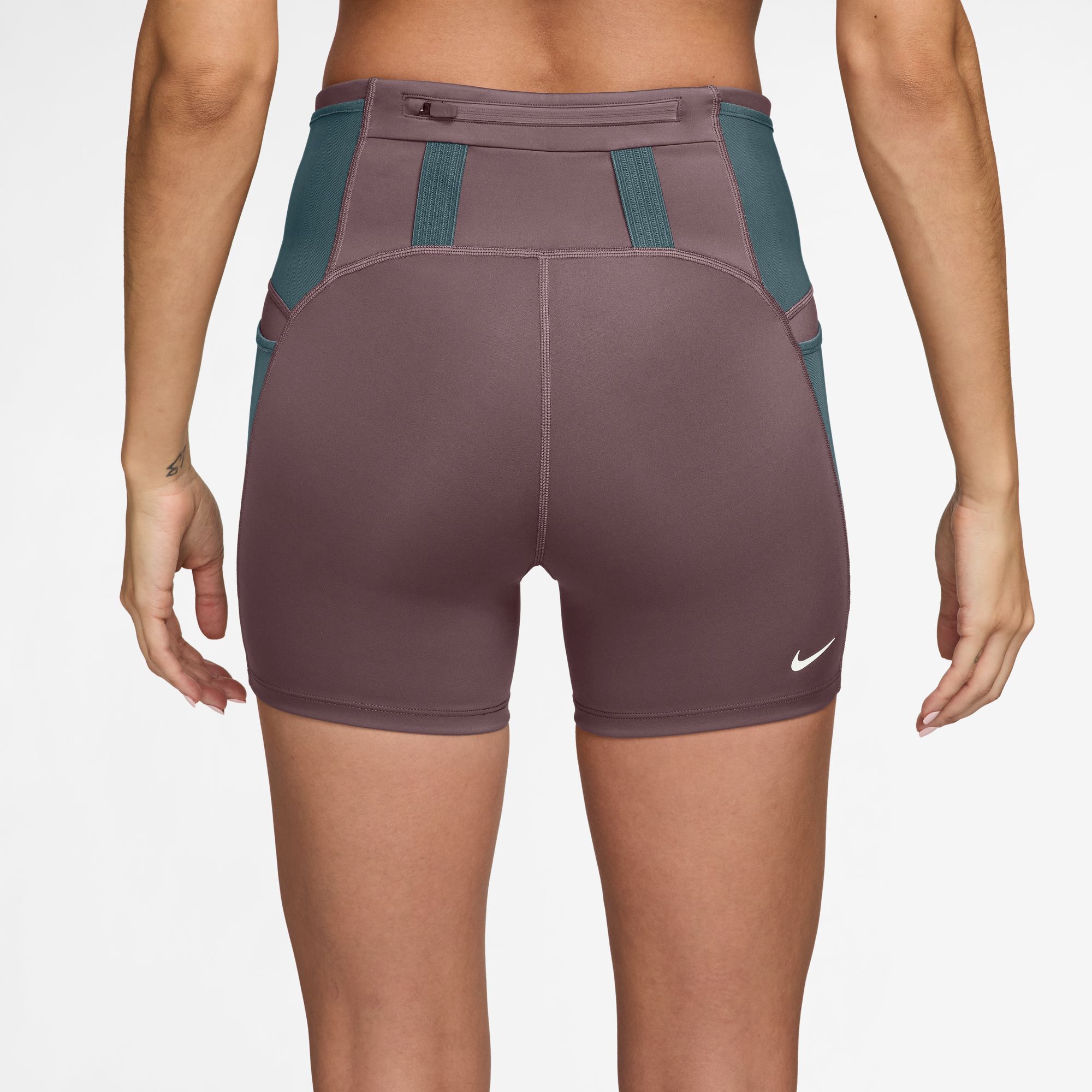 Nike ACG image number 1