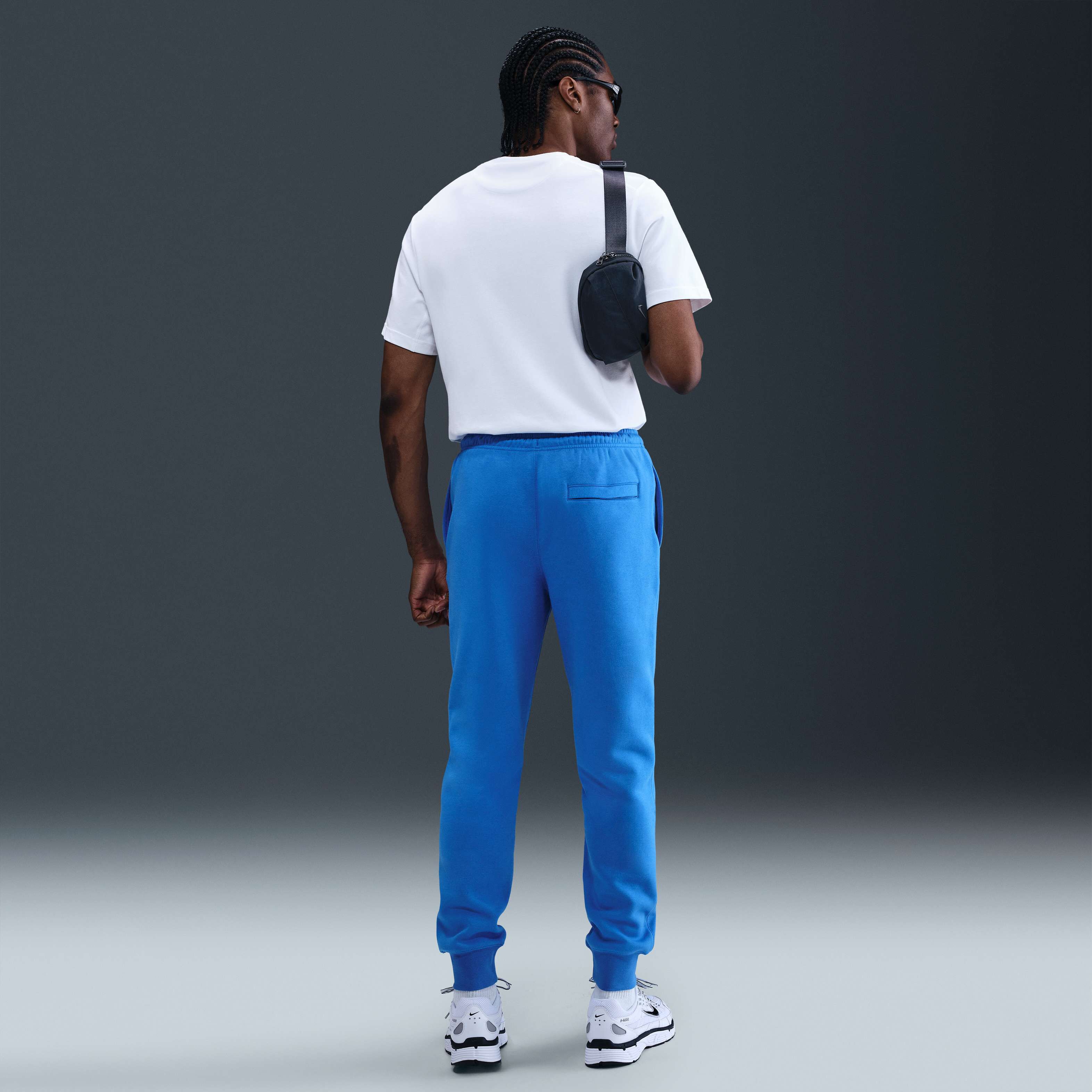 Nike Club image number 3
