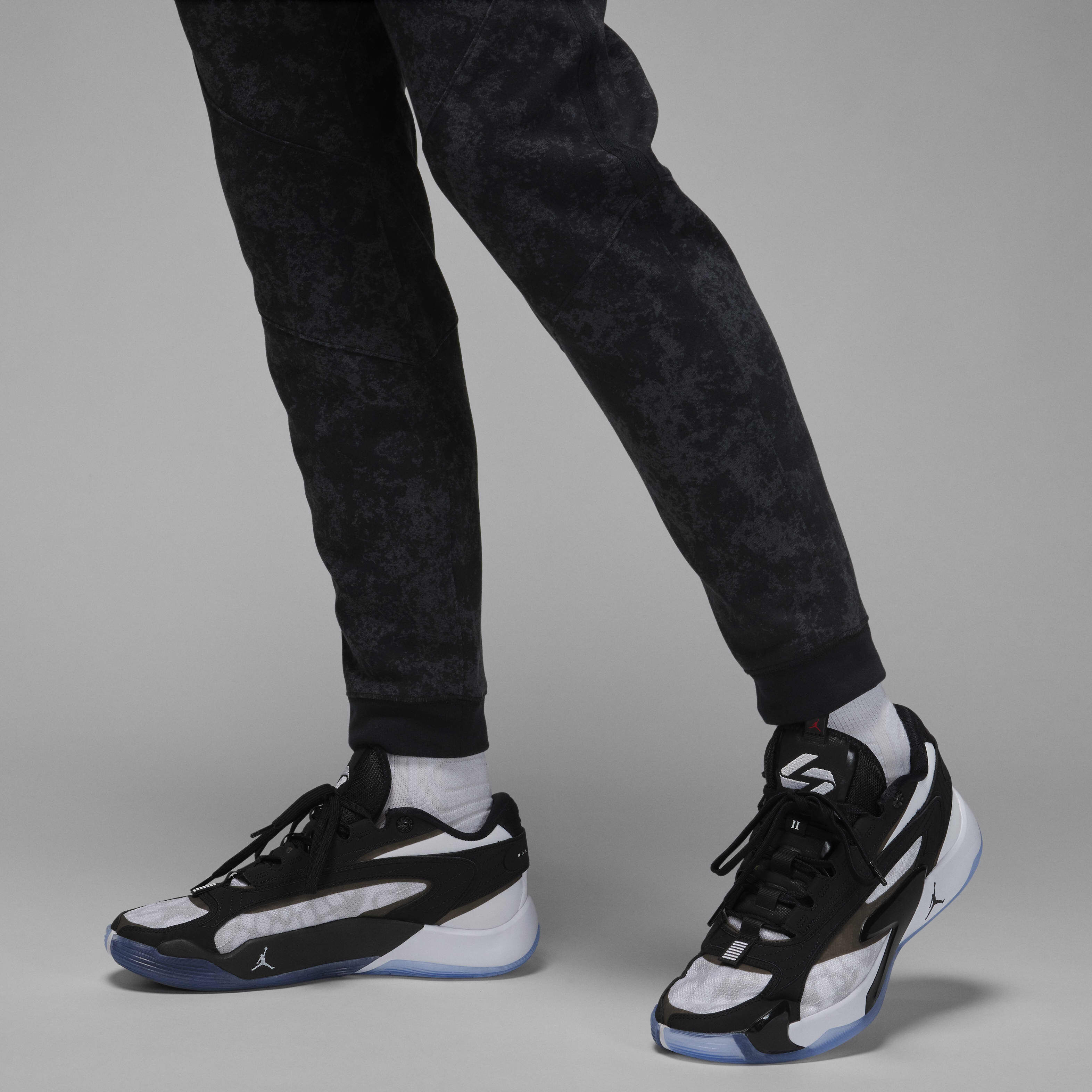 Jordan Dri-FIT Sport Air Fleece image number 4
