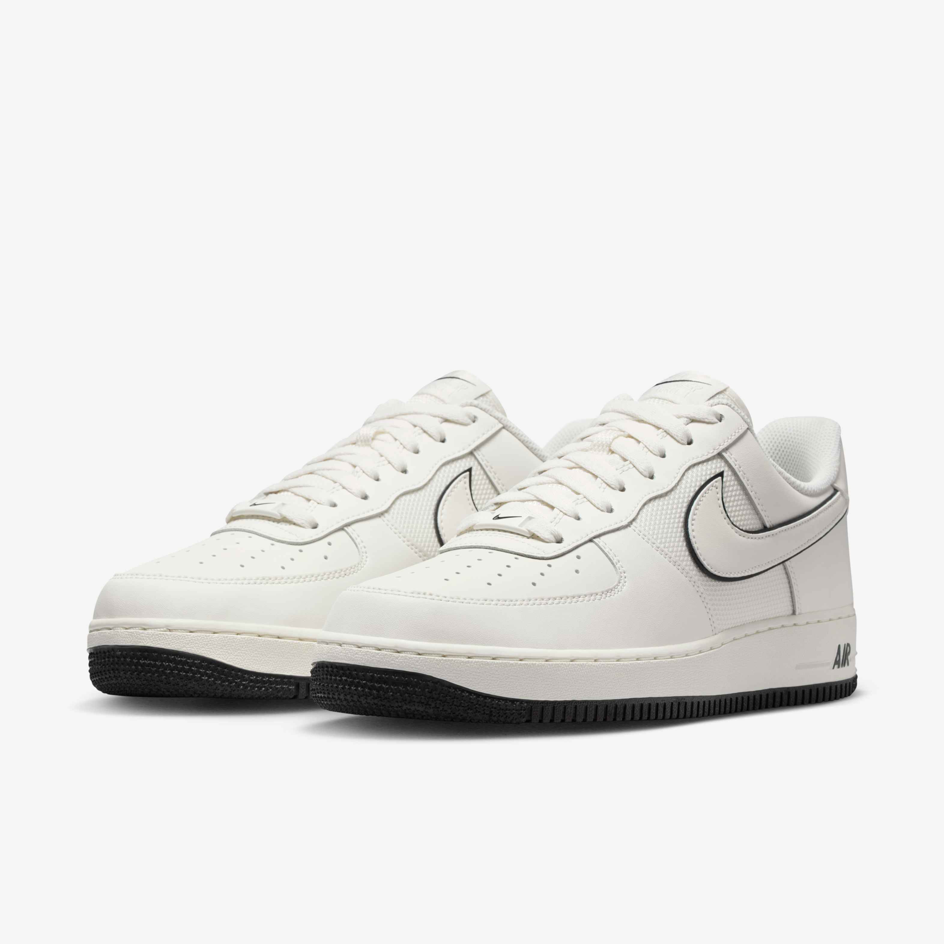Nike Air Force 1 '07 image number 4