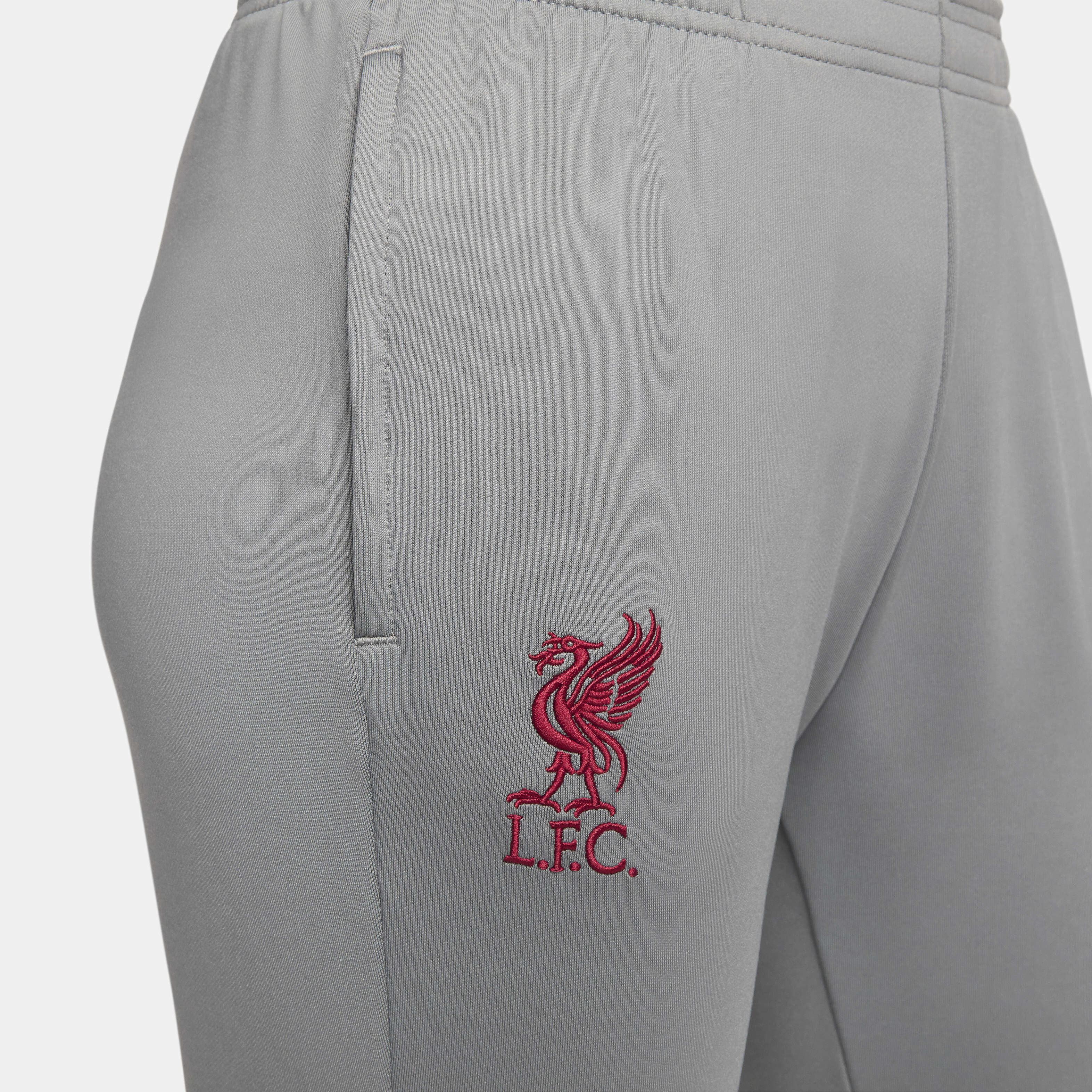 ليفربول F.C. سترايك image number 4