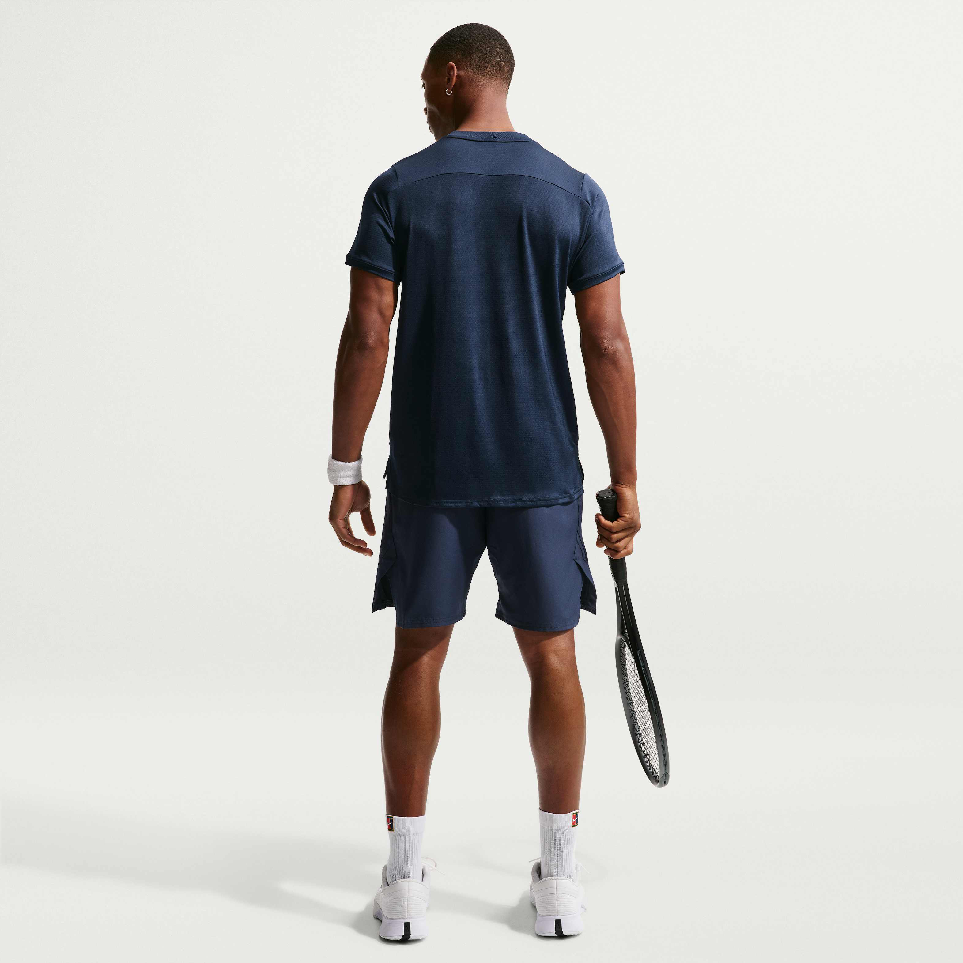 NikeCourt Victory image number 4