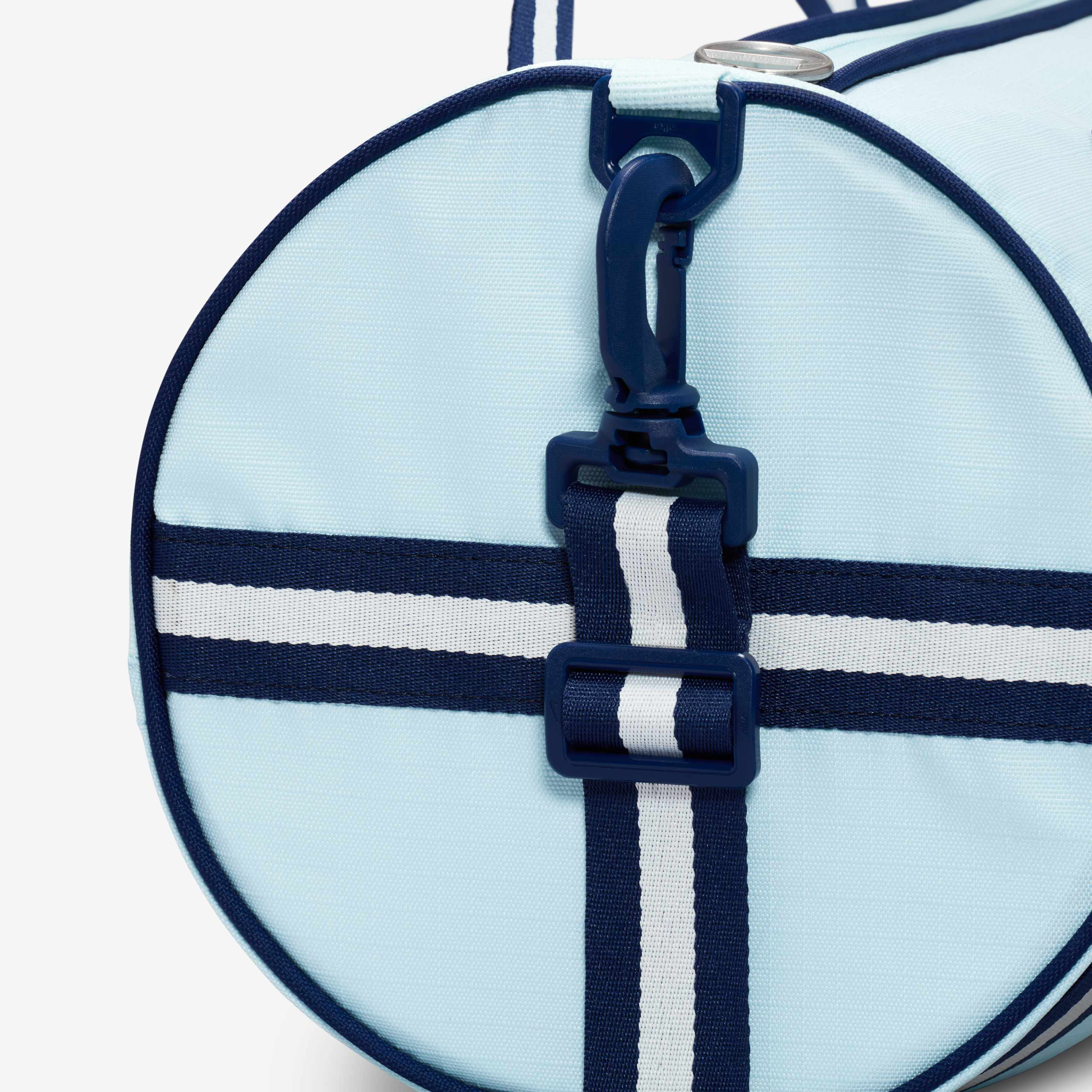 Nike Heritage image number 6