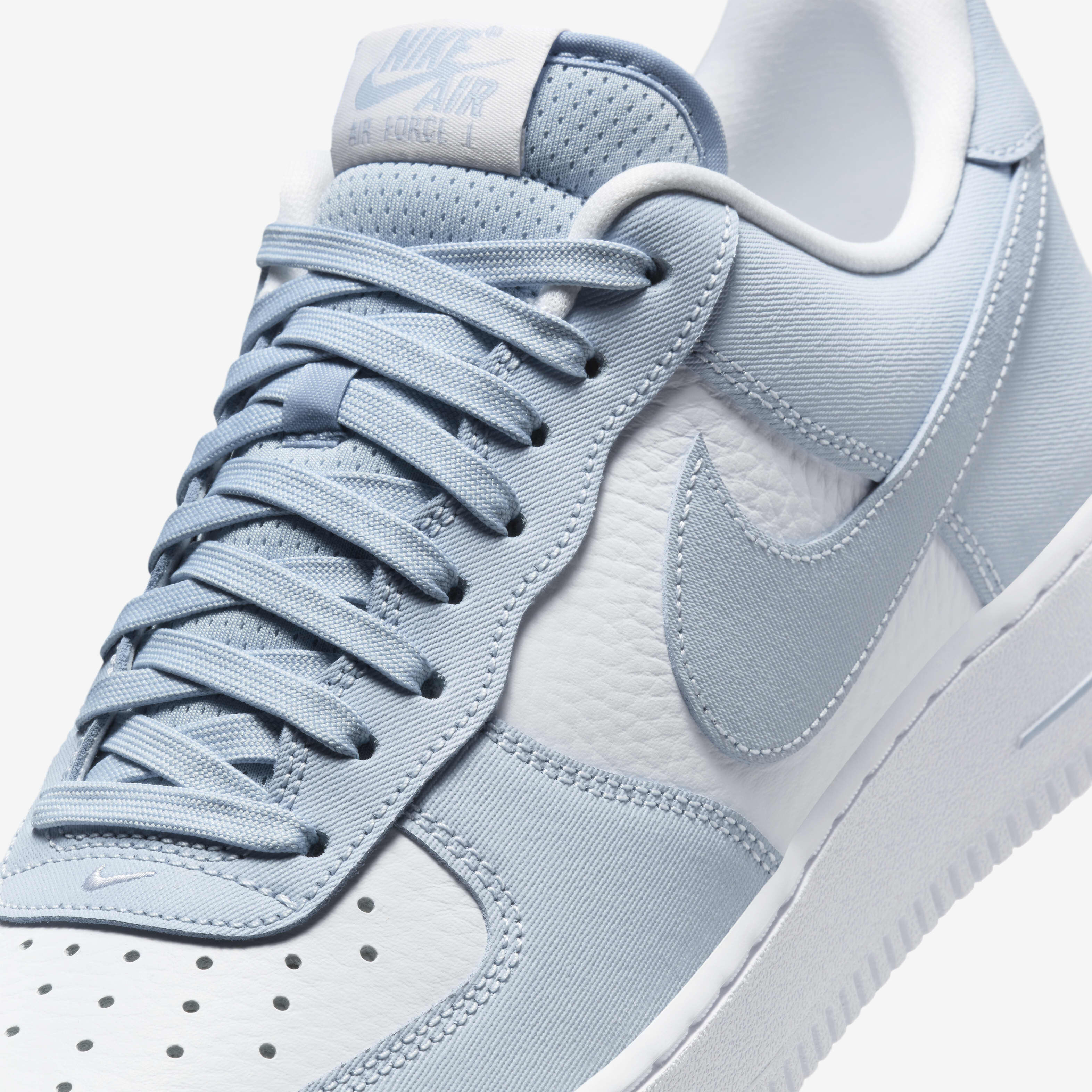 Light blue nike air force sales