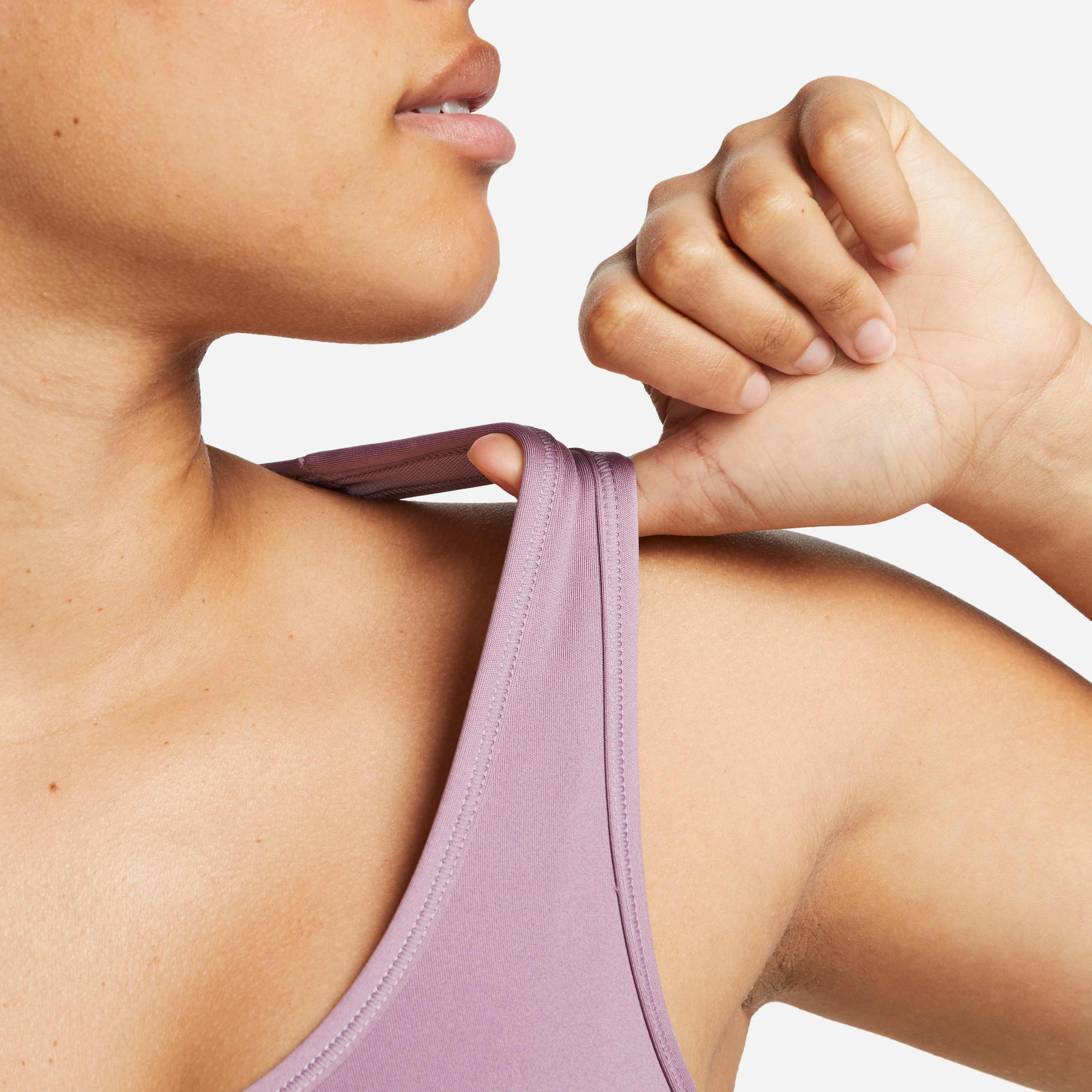 Nike Swoosh Medium-Support image number 4