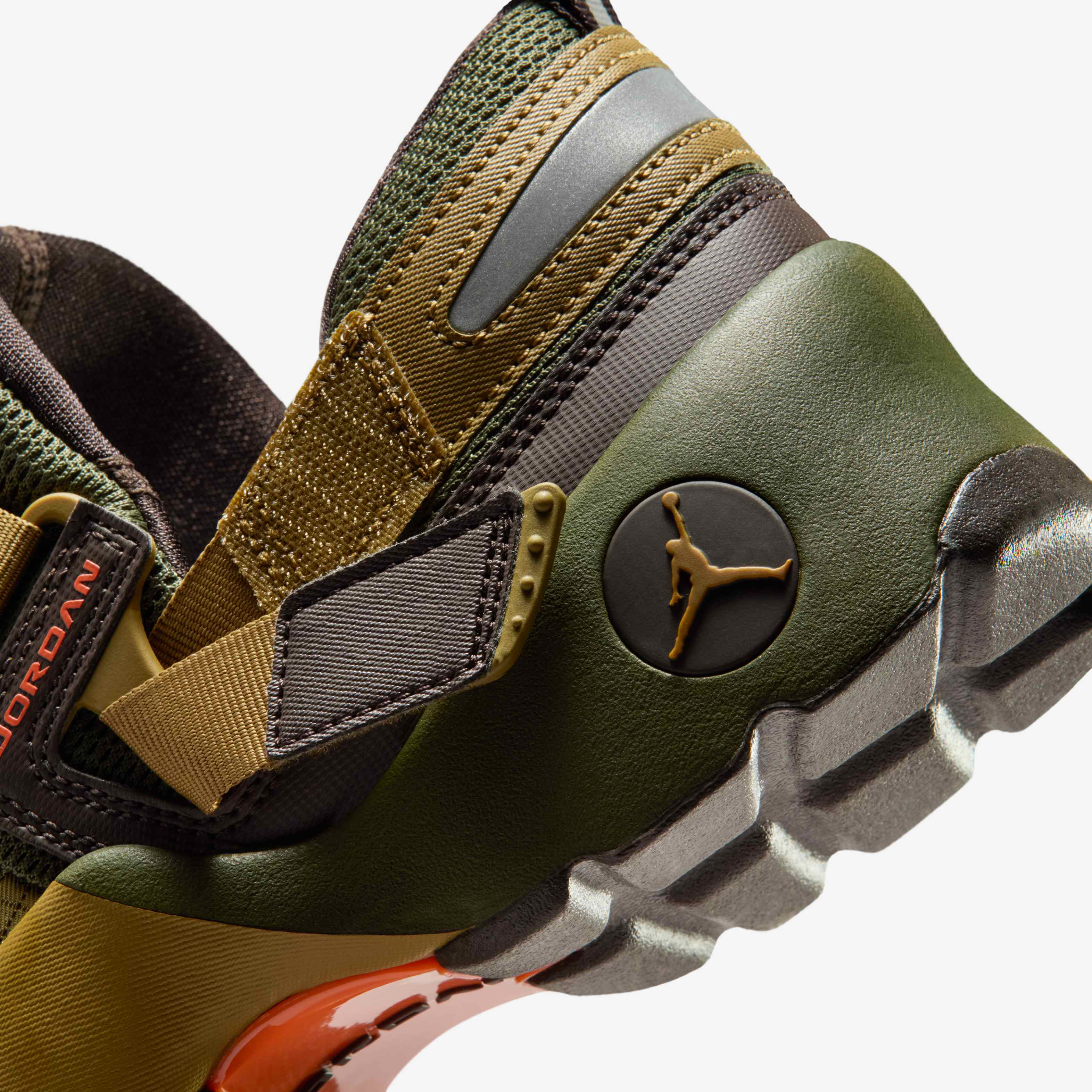 Jordan Trunner LX image number 7