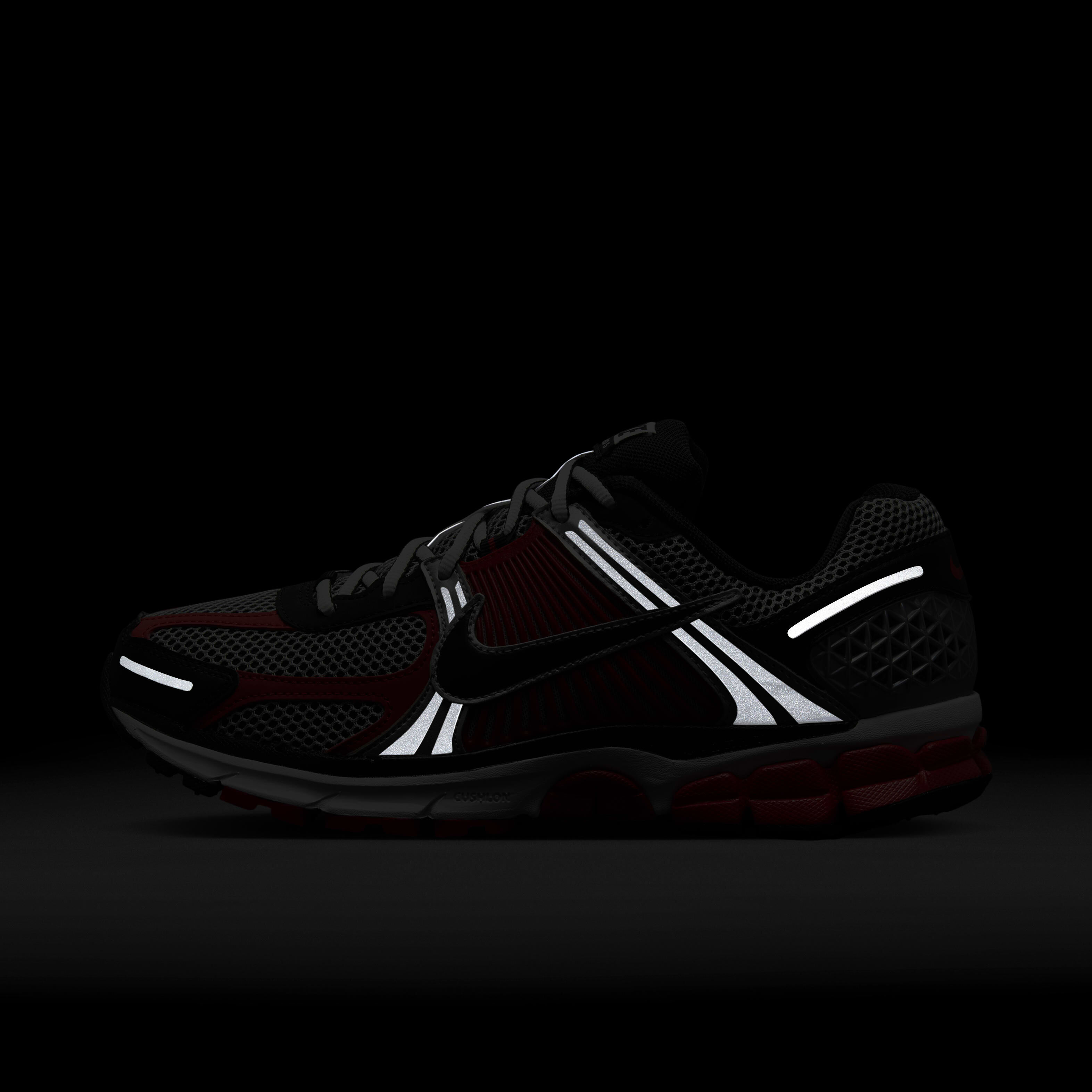 Buy Nike Zoom Vomero 5 Men's Shoes - Metallic Silver/University  Red/White/Black | Nike Kuwait Official