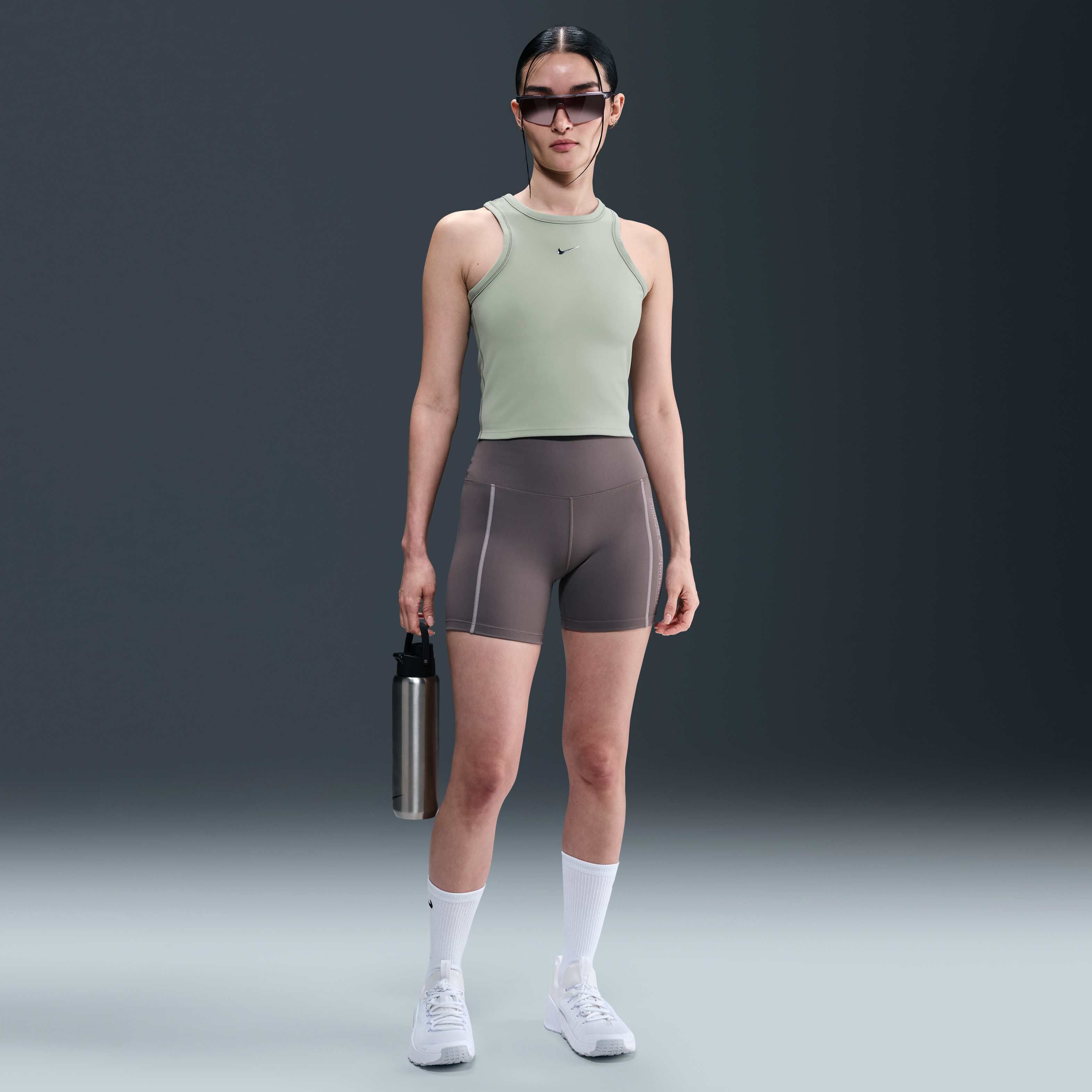 نايكي ون فيتد image number 3