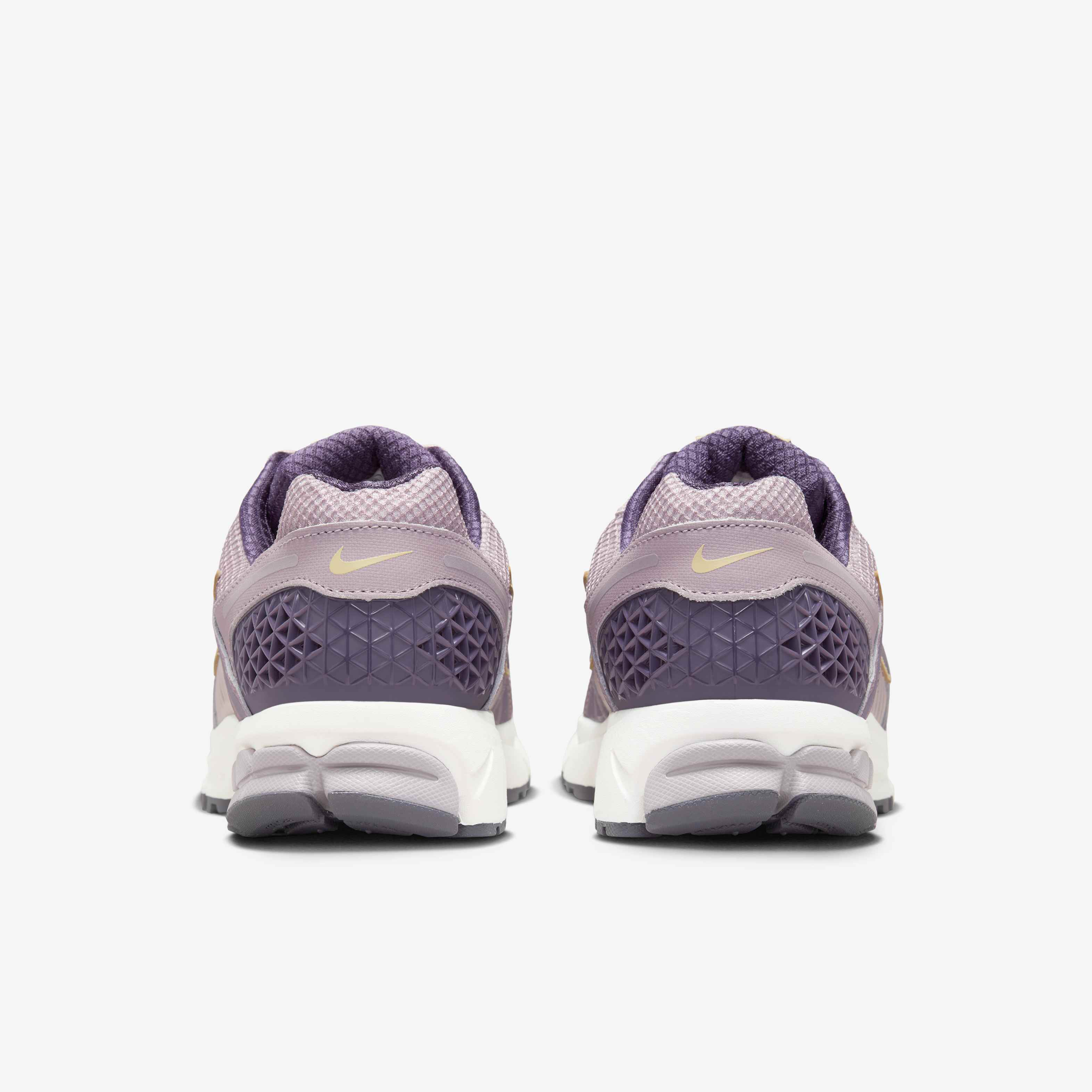 Nike Zoom Vomero 5 image number 5