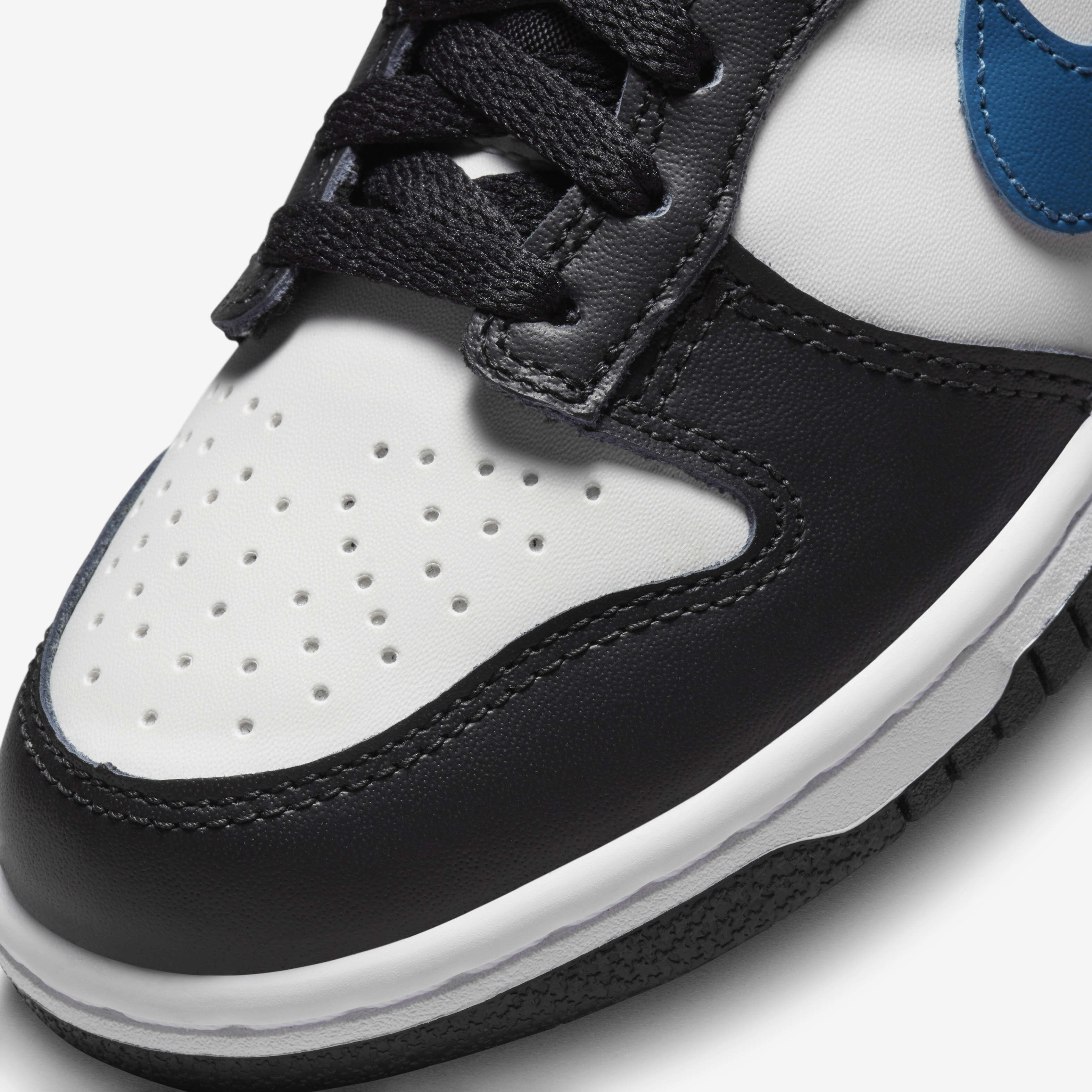 Nike Dunk Low image number 6