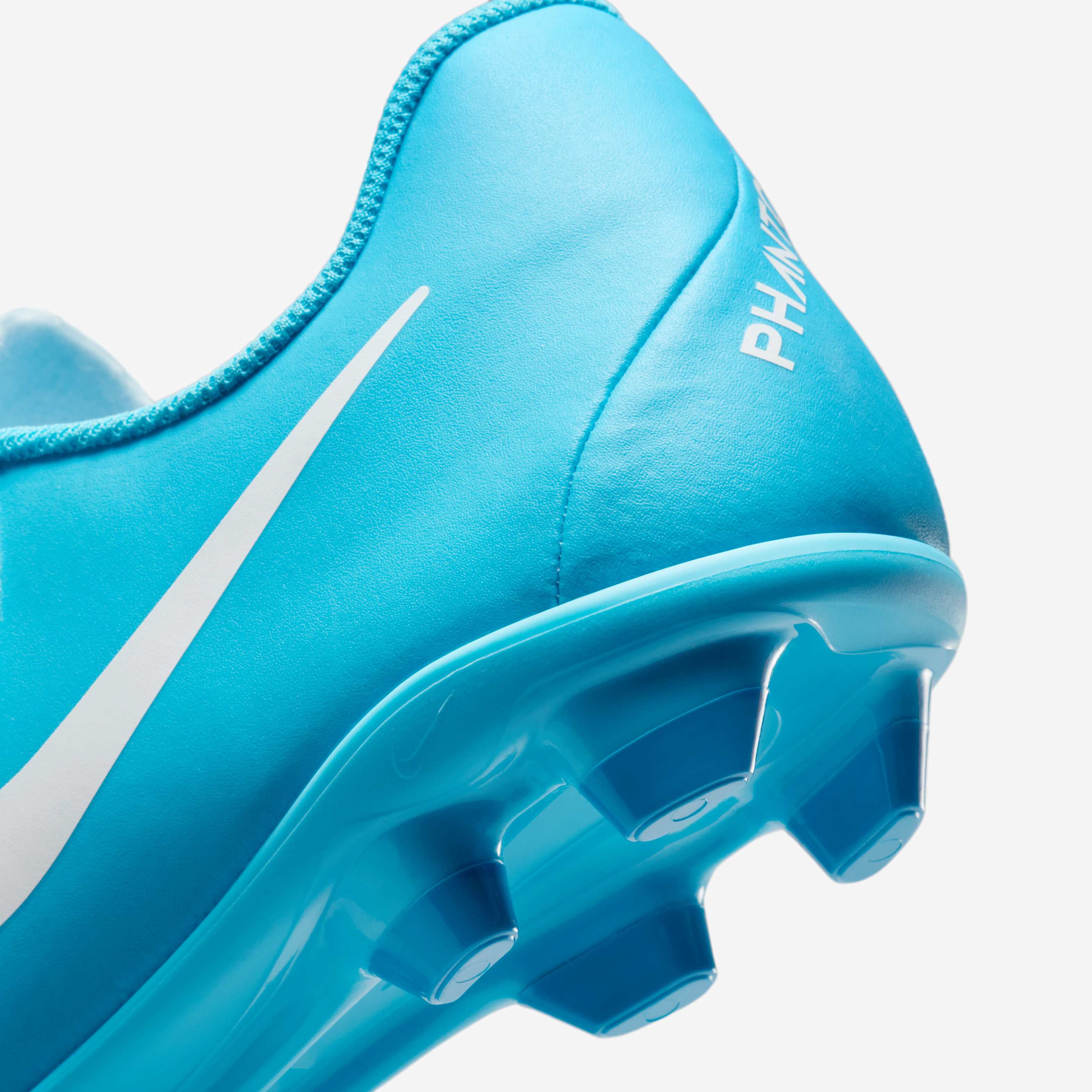 Nike Phantom GX 2 Club image number 8