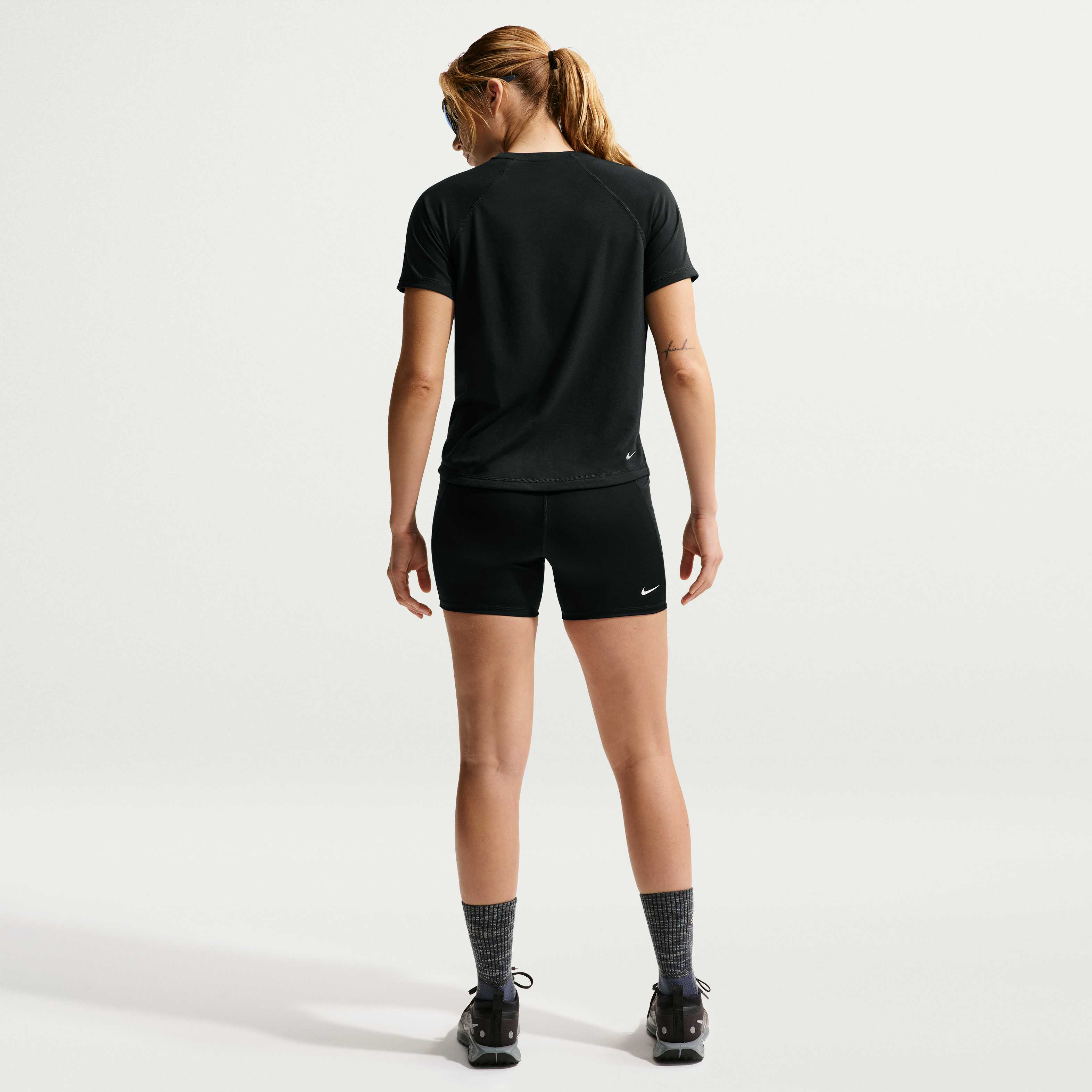 Nike ACG image number 4