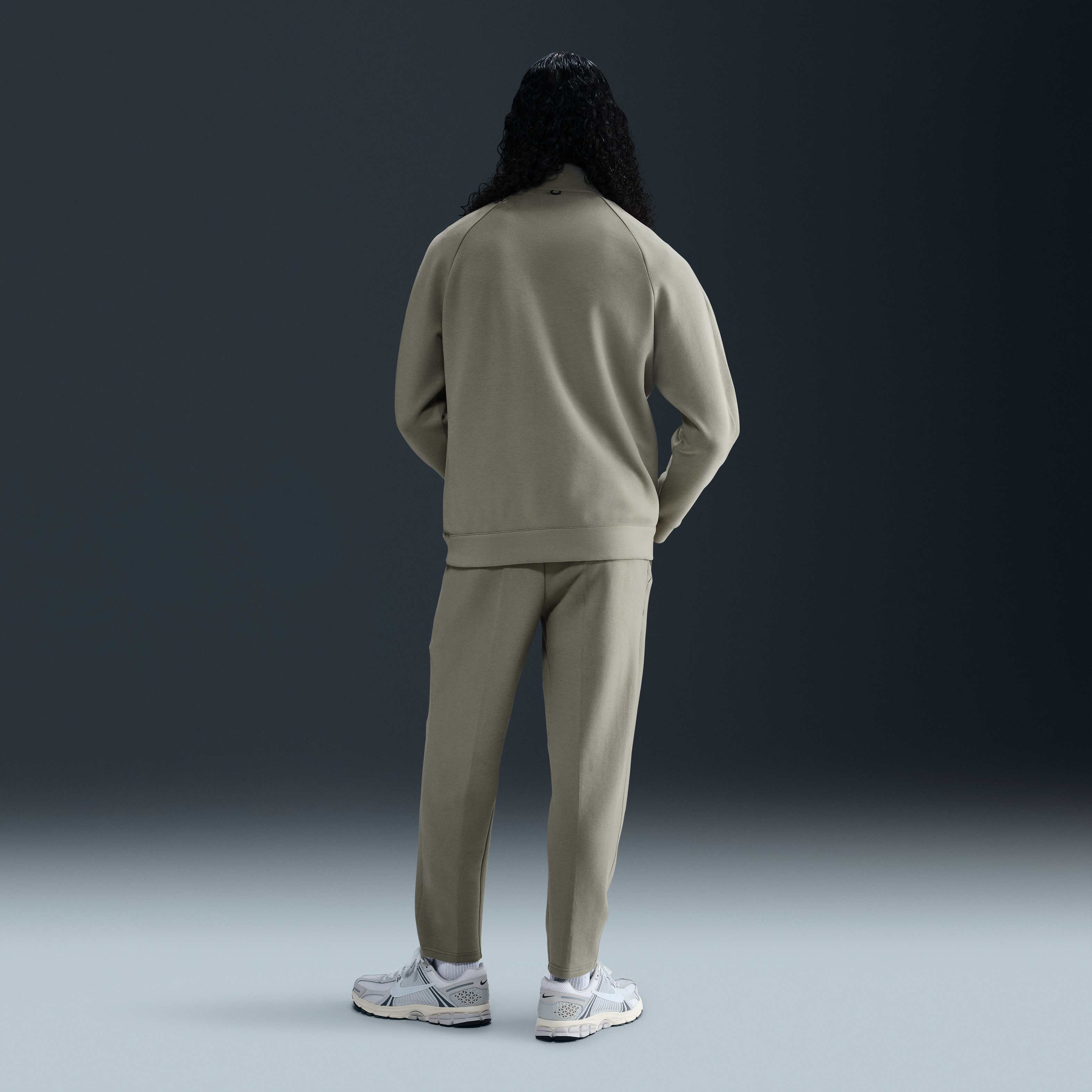 نايكي 24.7 امبوسبلي سوفت image number 3