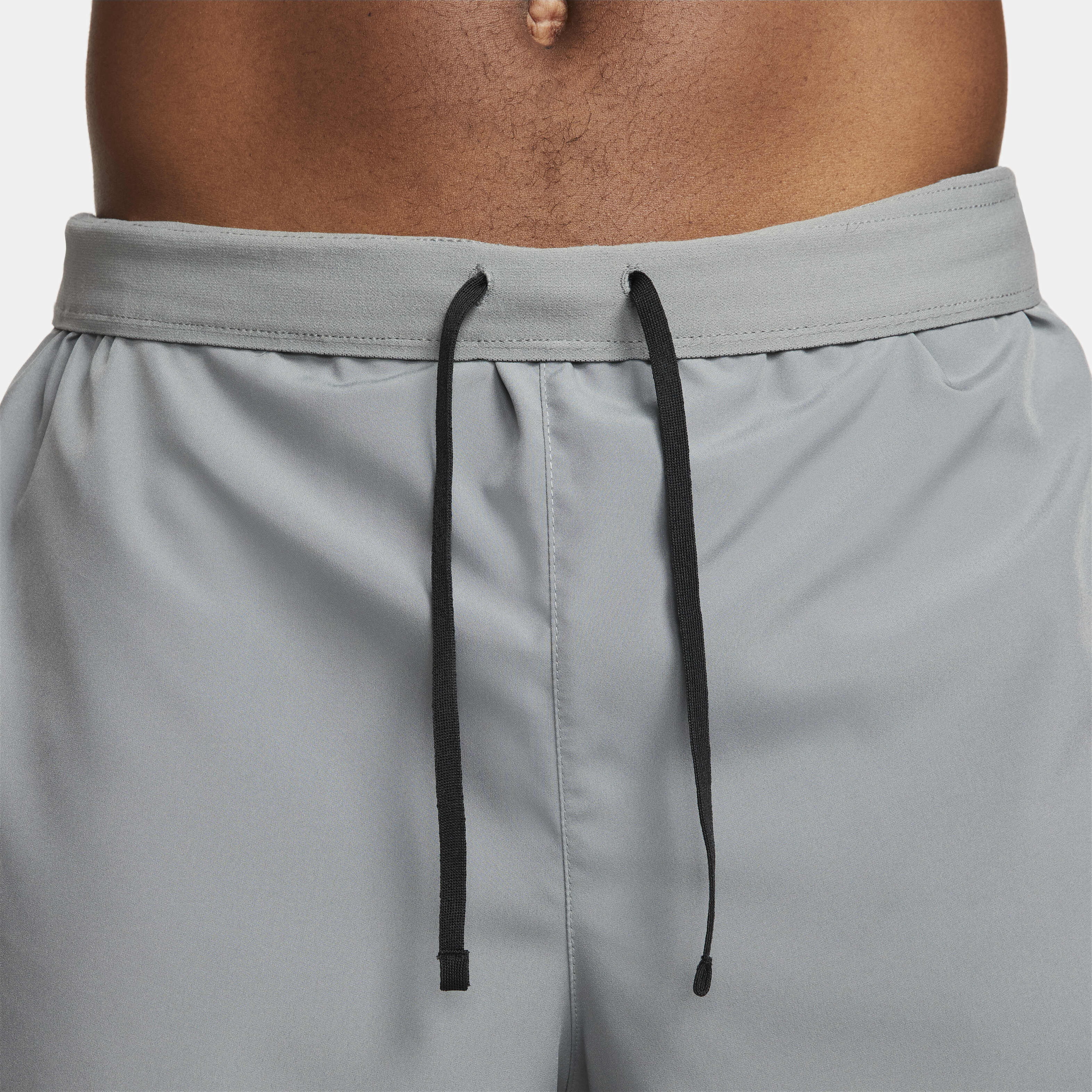 Nike challenger shorts grey shop