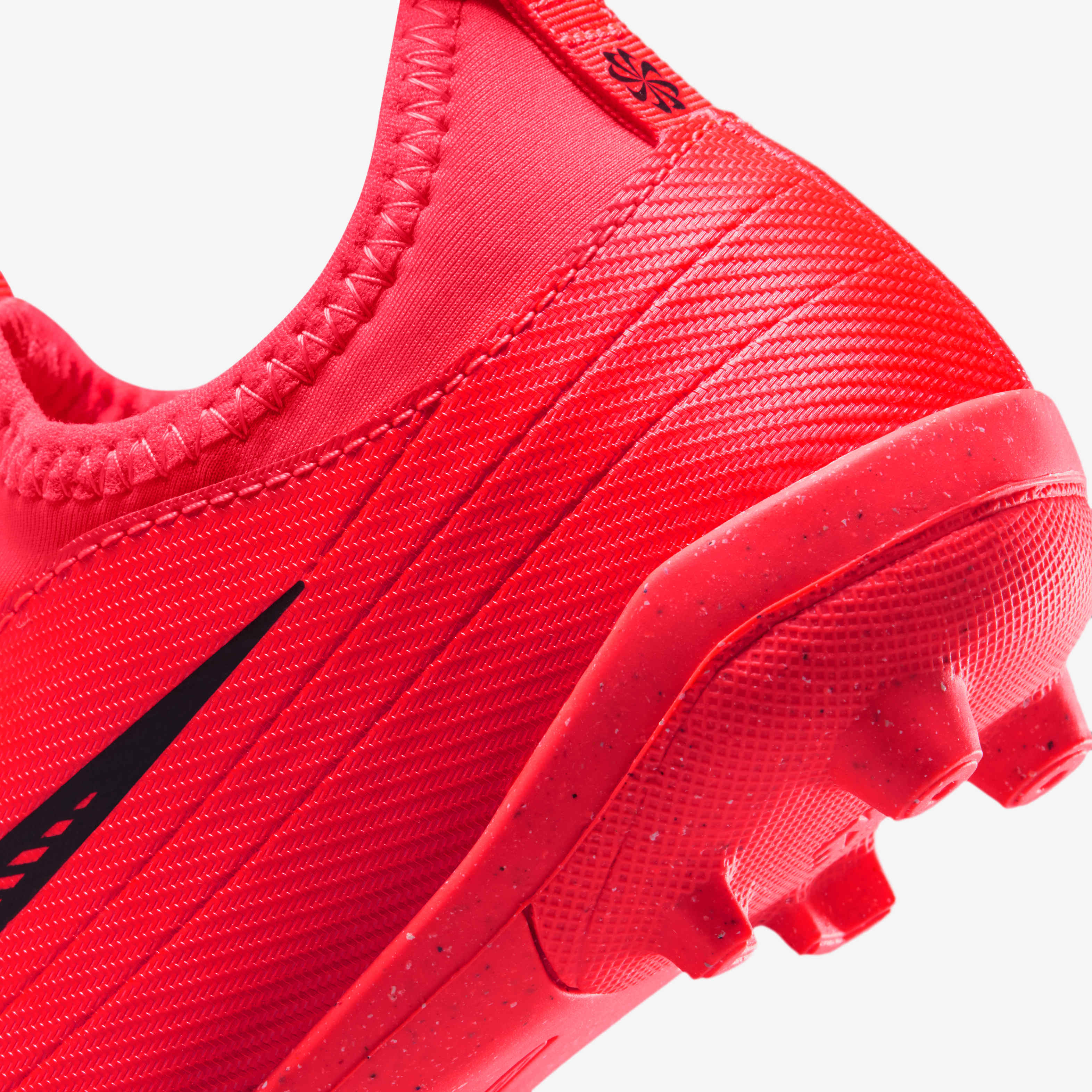 Nike Jr. Mercurial Vapor 17 Club image number 8