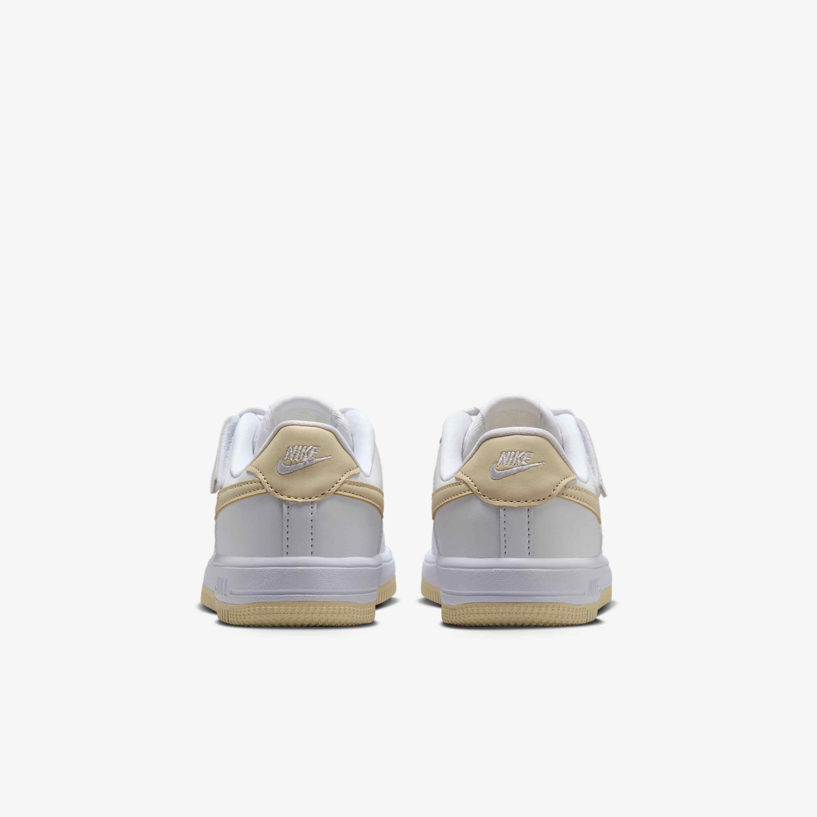 Nike Force 1 Low EasyOn image number 5