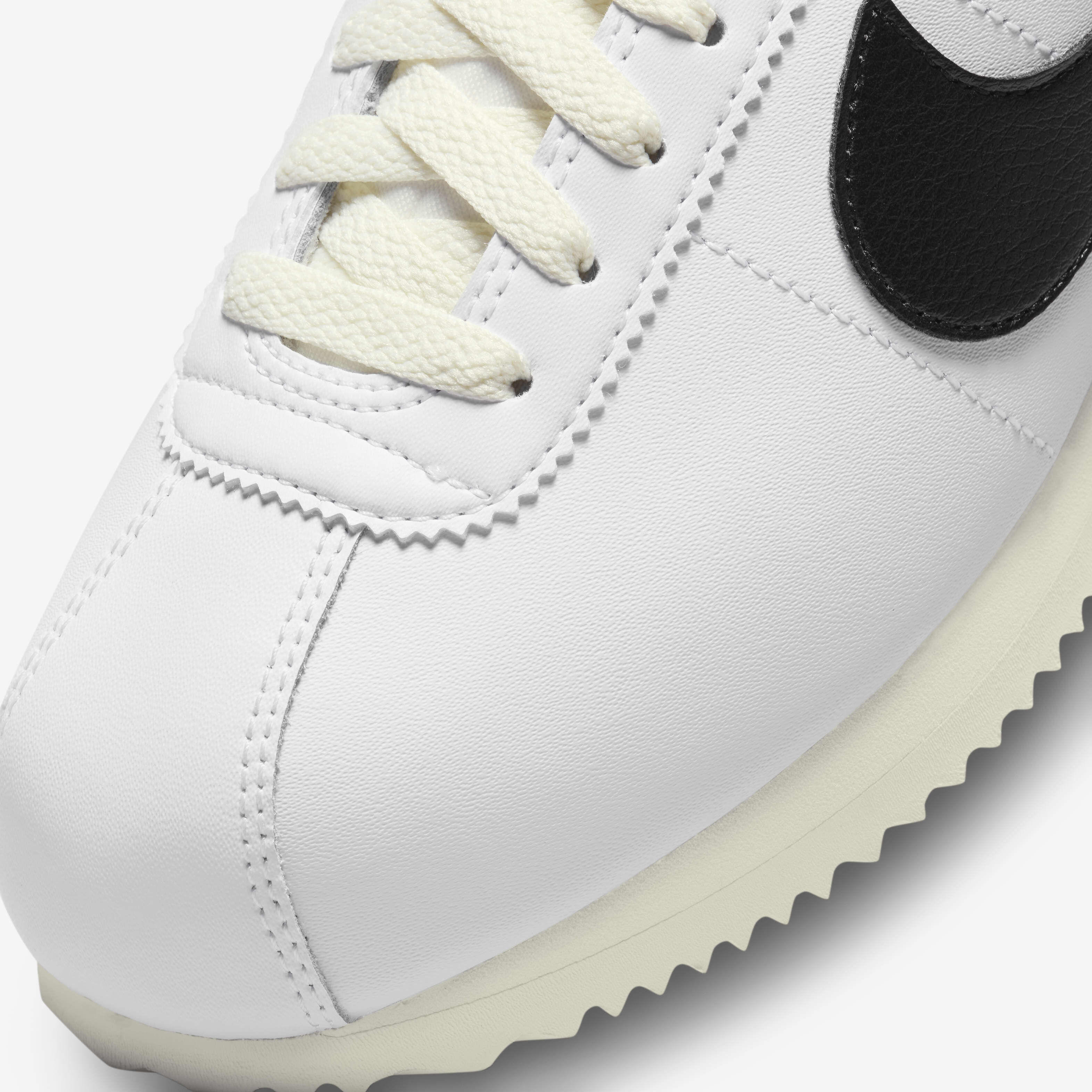 Buy Nike Cortez Leather Women s Shoes Nike Kuwait Official