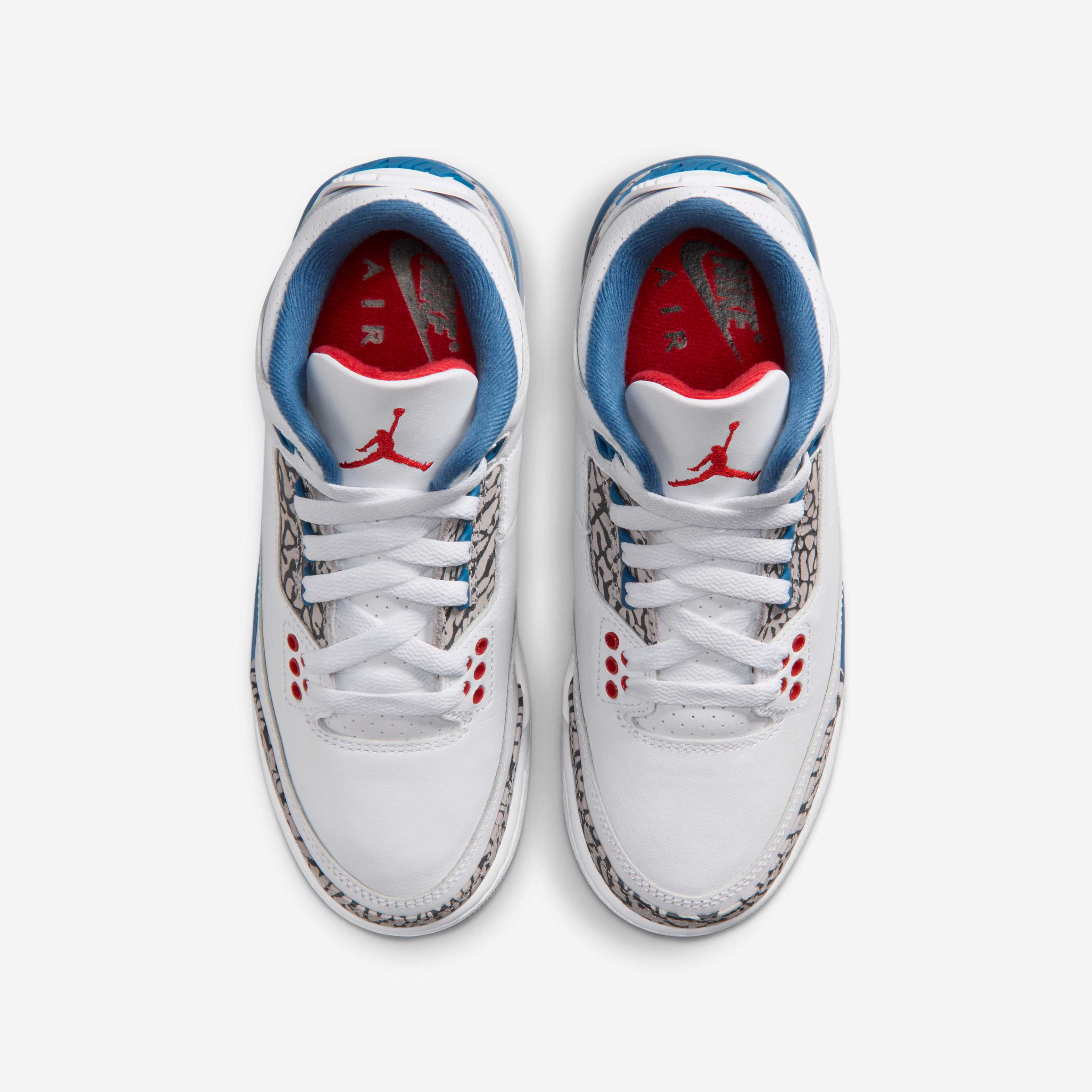 Air Jordan 3 Retro 'True Blue' image number 3
