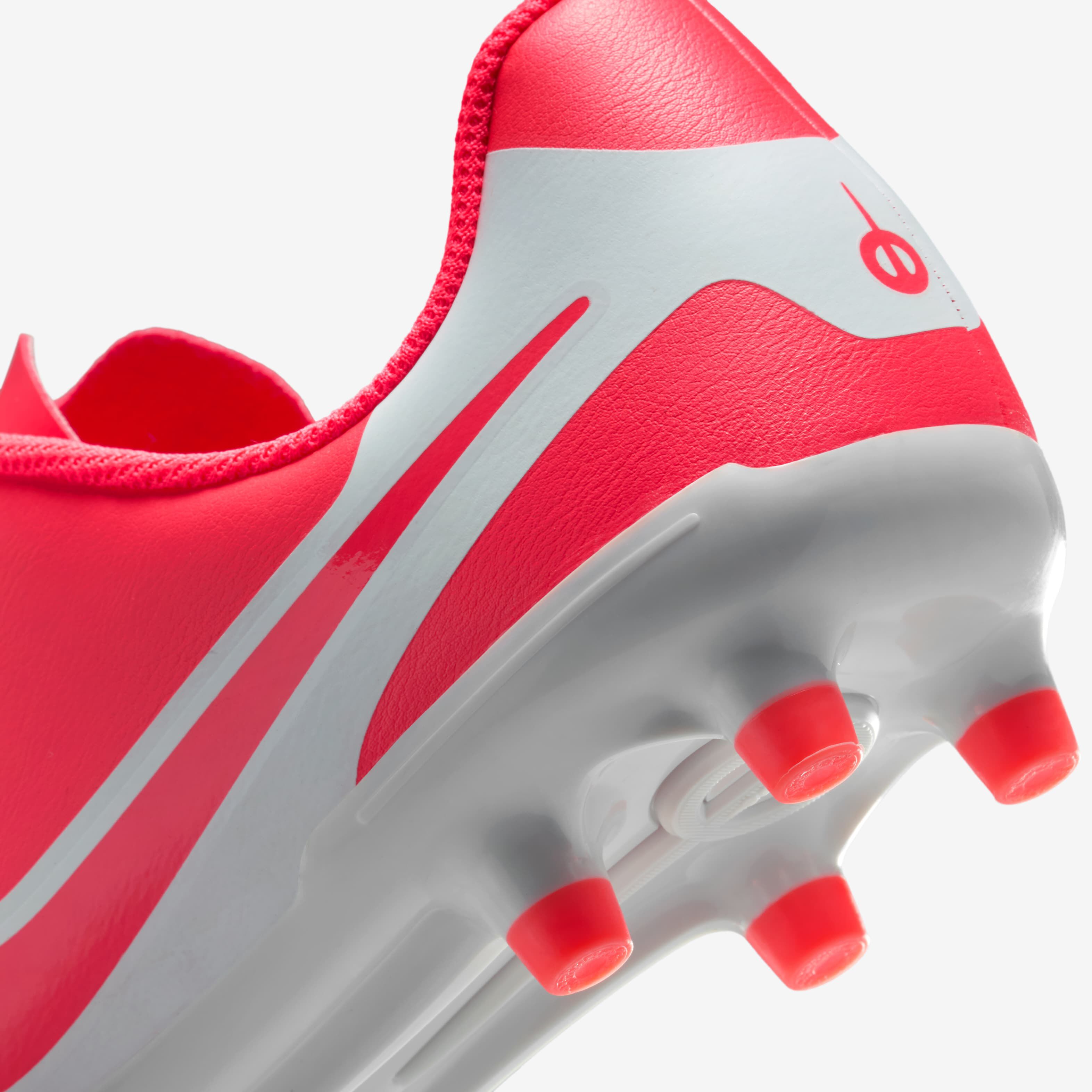 نايكي جونيور تيمبو ليجند 10 كلوب image number 8