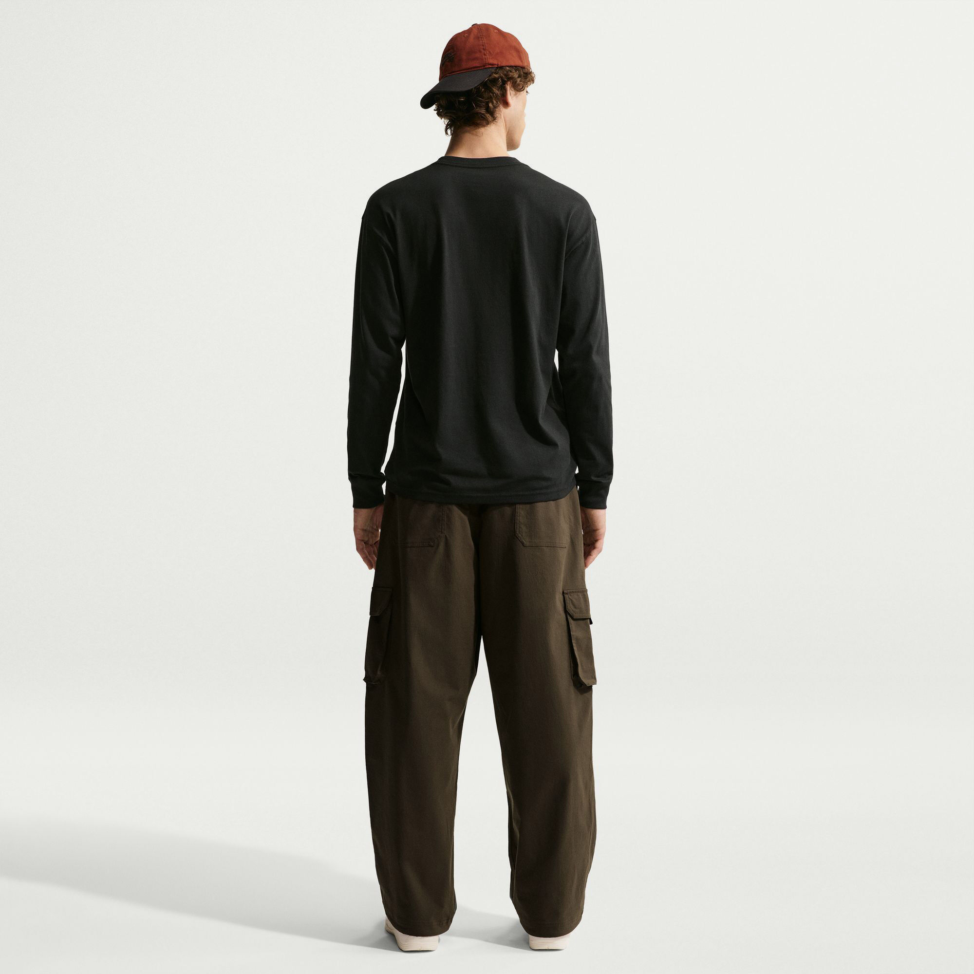 نايكي اس بي كيرني image number 1