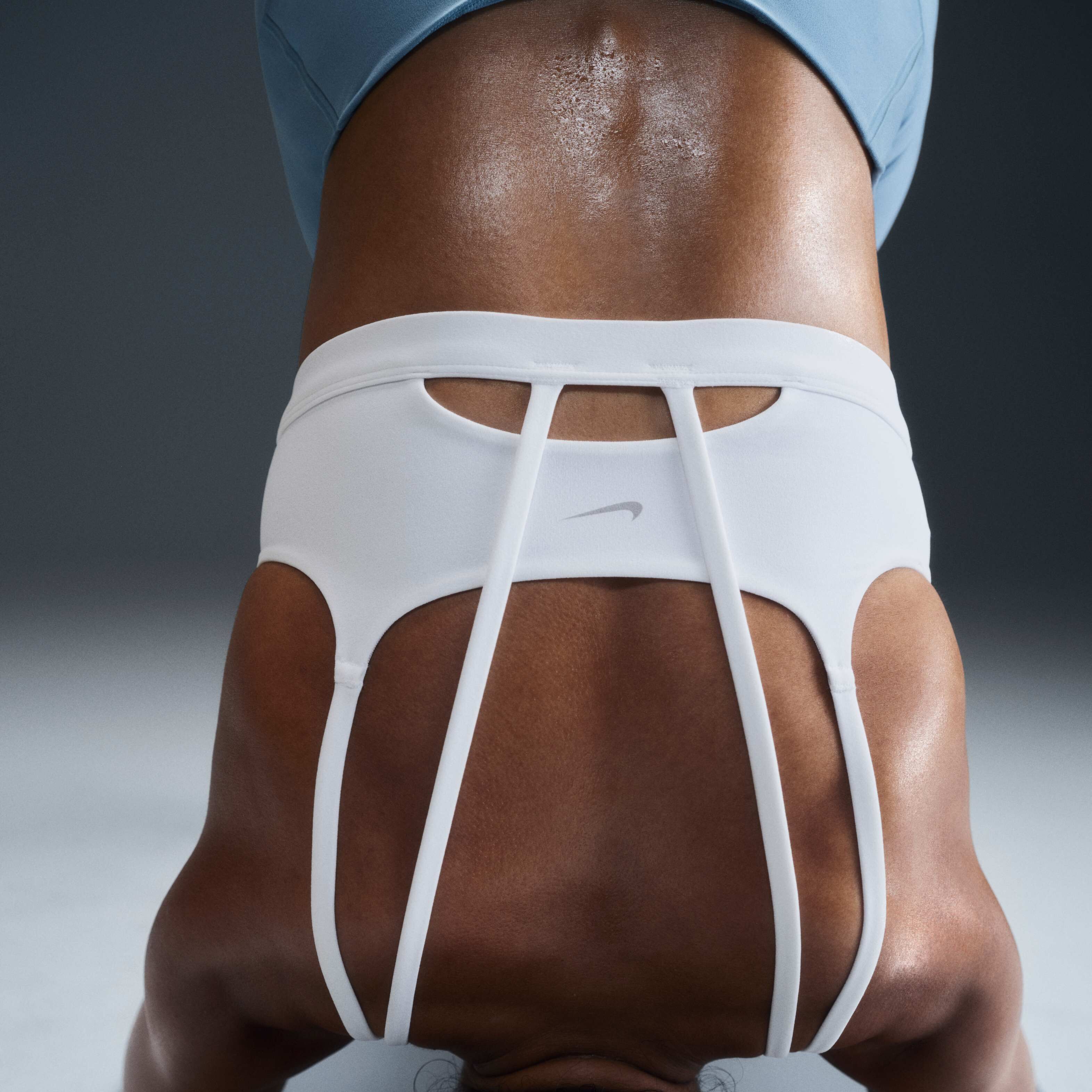 Nike Zenvy Strappy image number 0