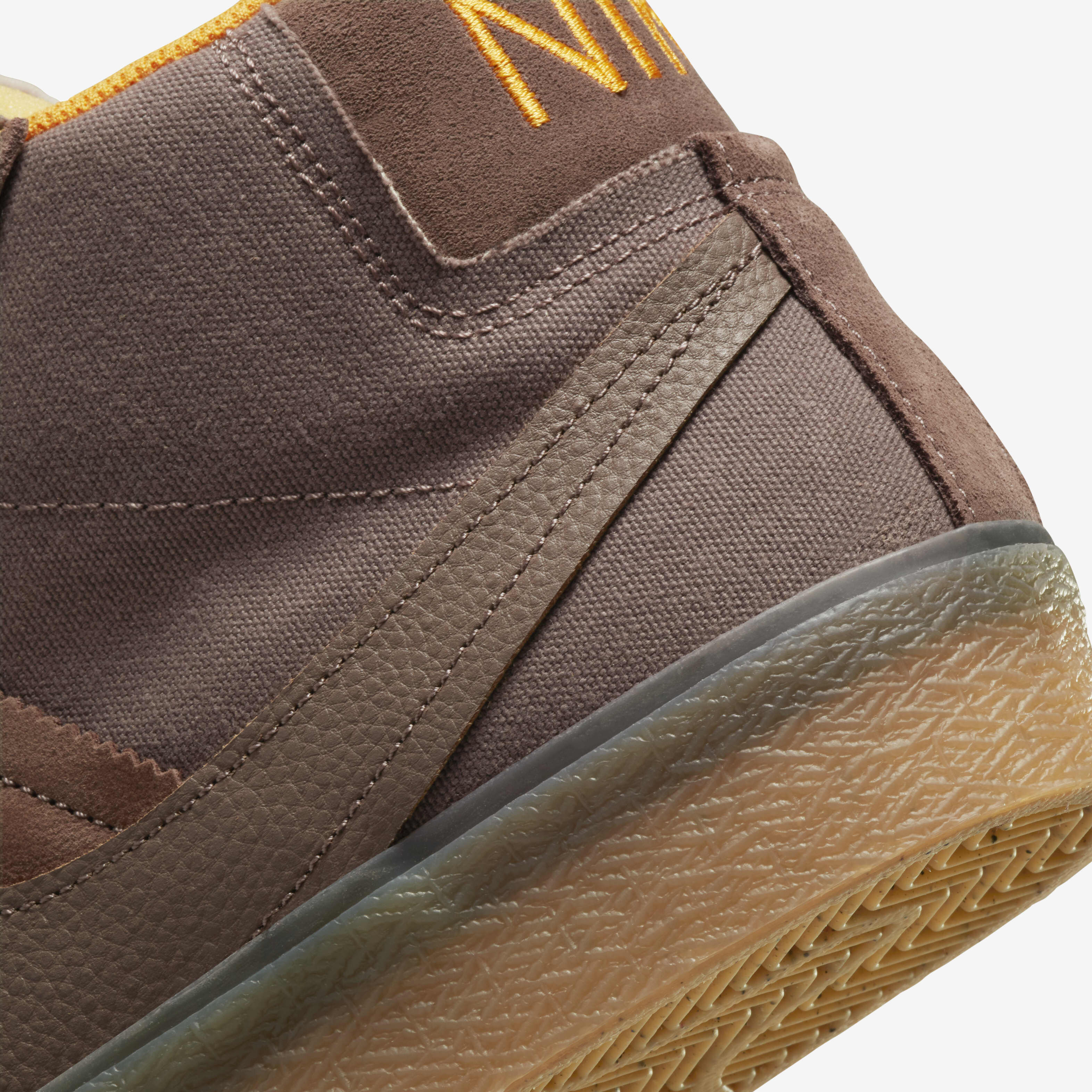 نايكي SB زوم بليزر ميد بريميوم بلس image number 8