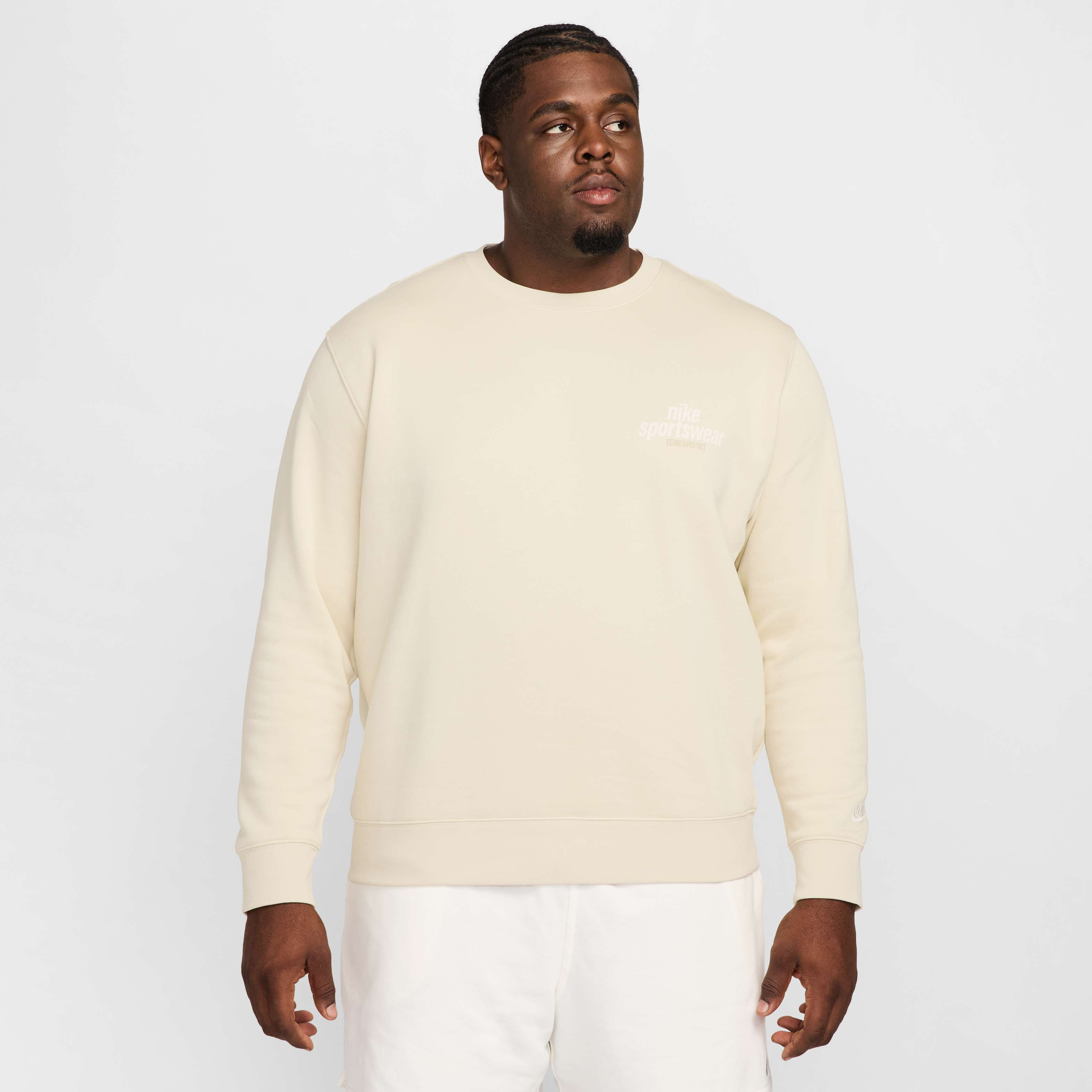 نايكي كلوب image number 5