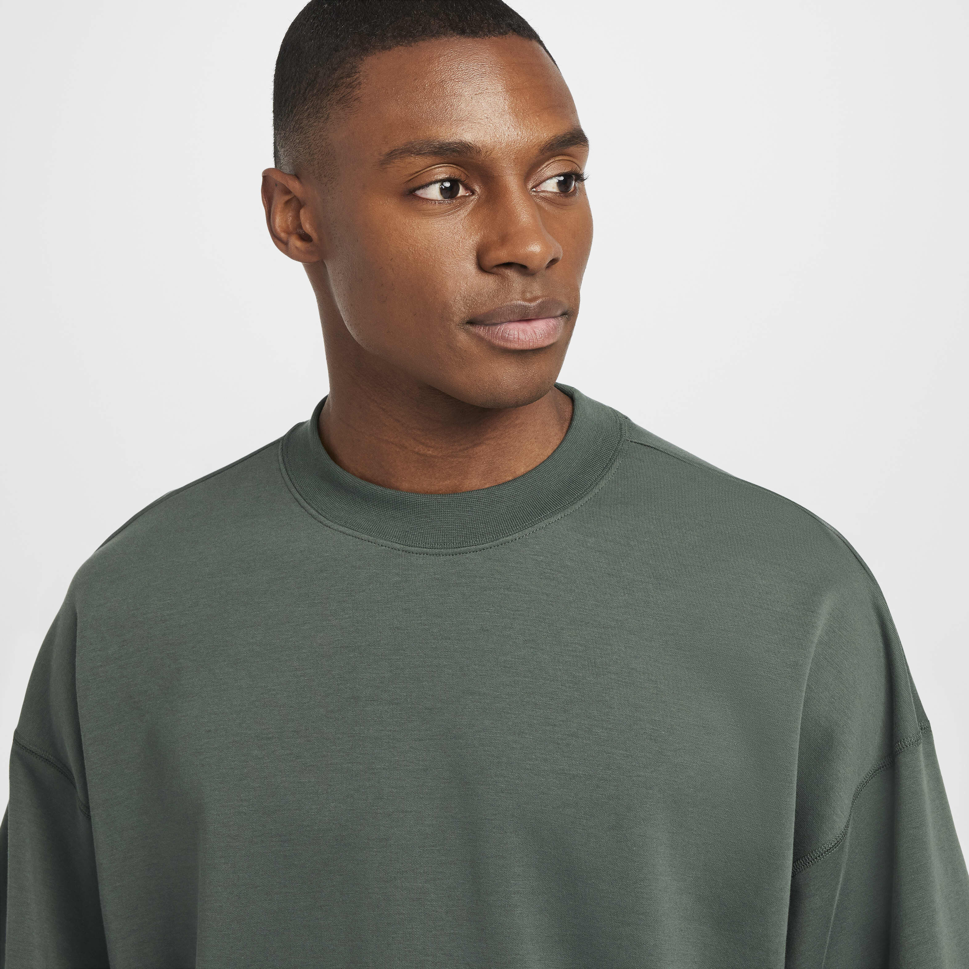 Nike Tech image number 2