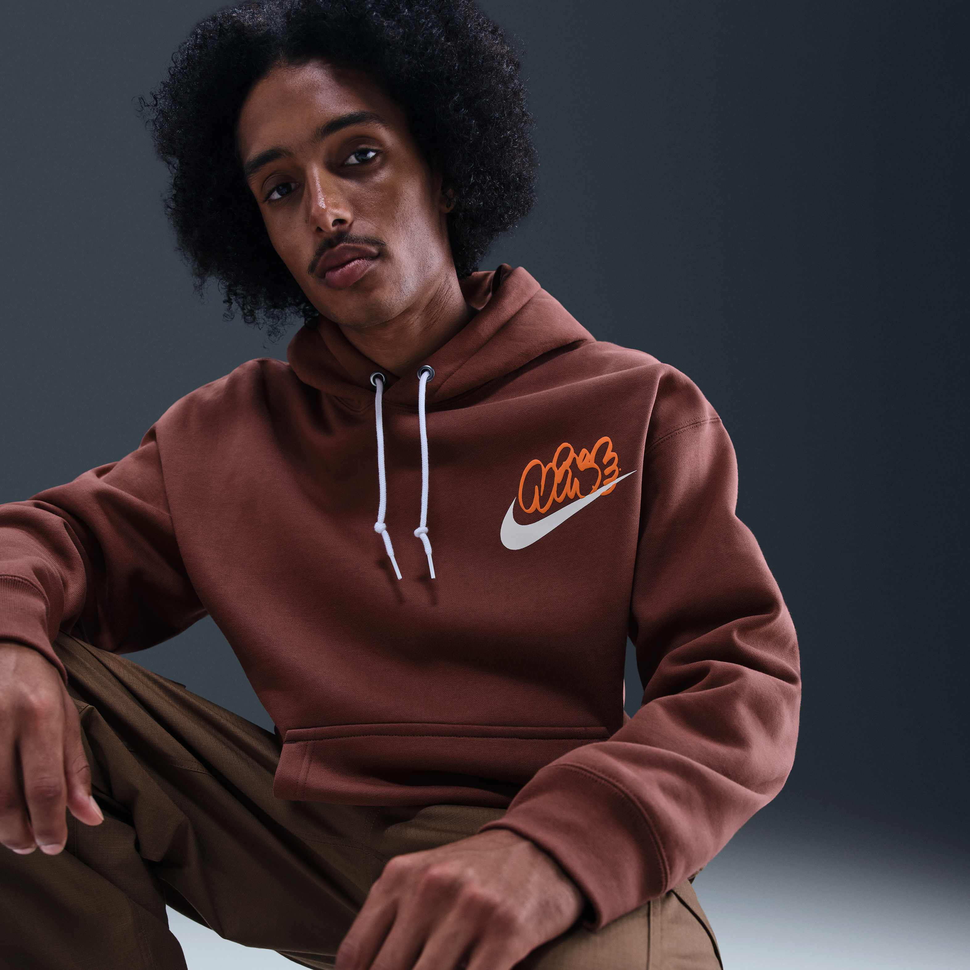 نايكي سولو سووش image number 2