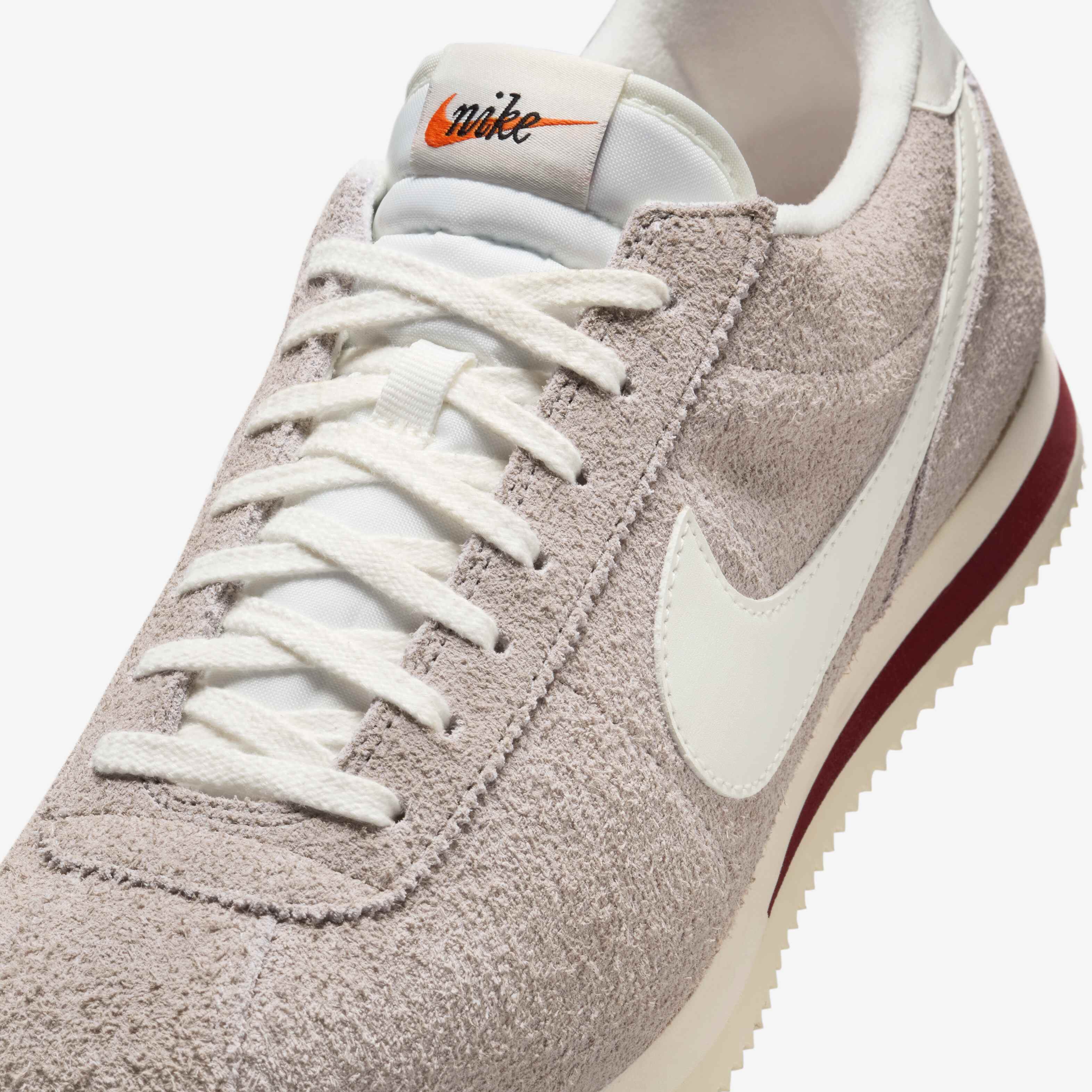 Nike Cortez SE Suede image number 6