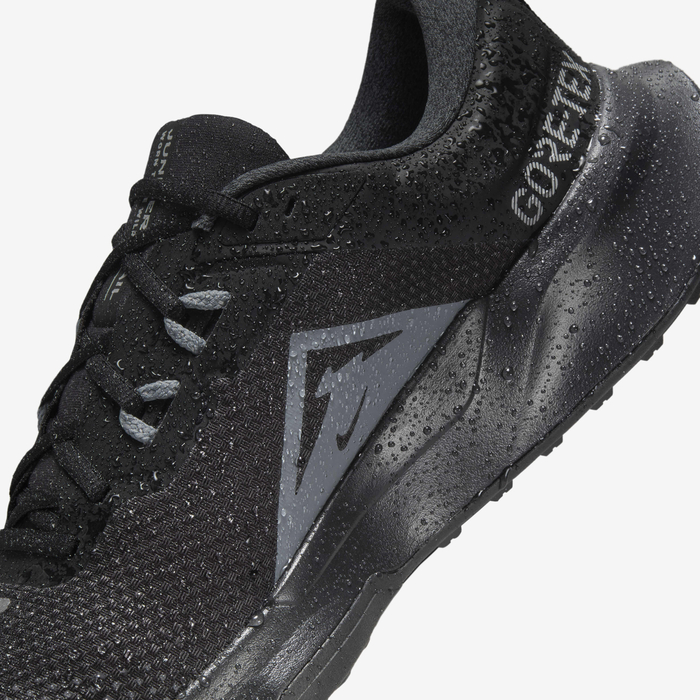 Buy Nike Winflo 11 GORE-TEX Men's Waterproof Road Running Shoes