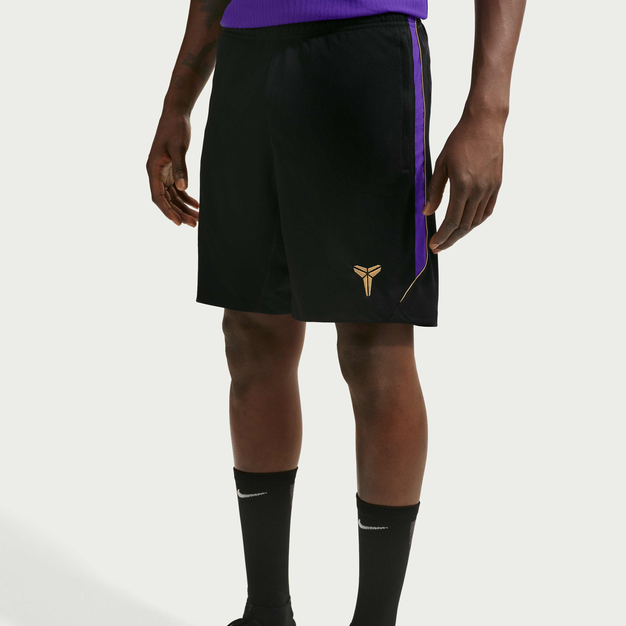 Zoom image