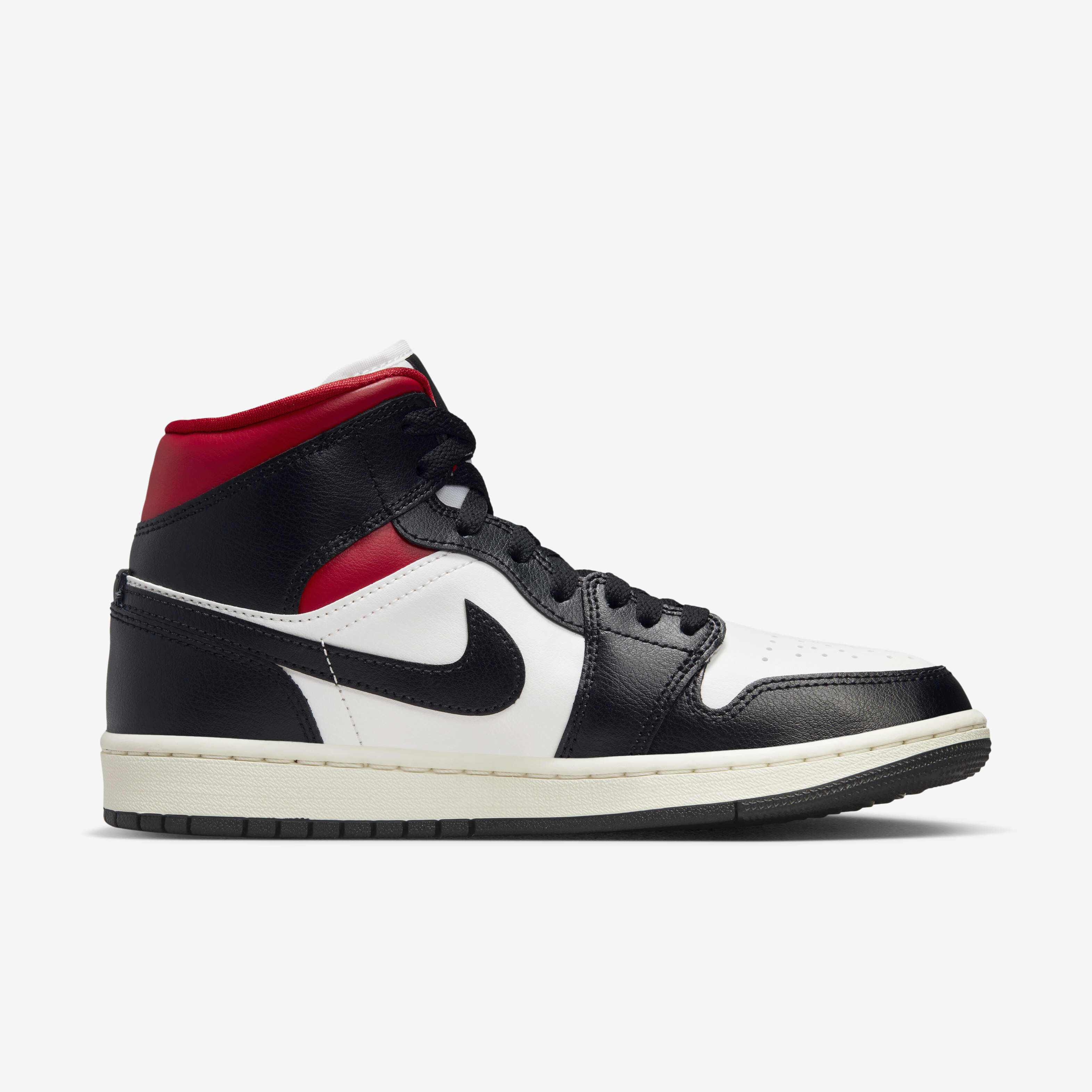 Air Jordan 1 Mid image number 2