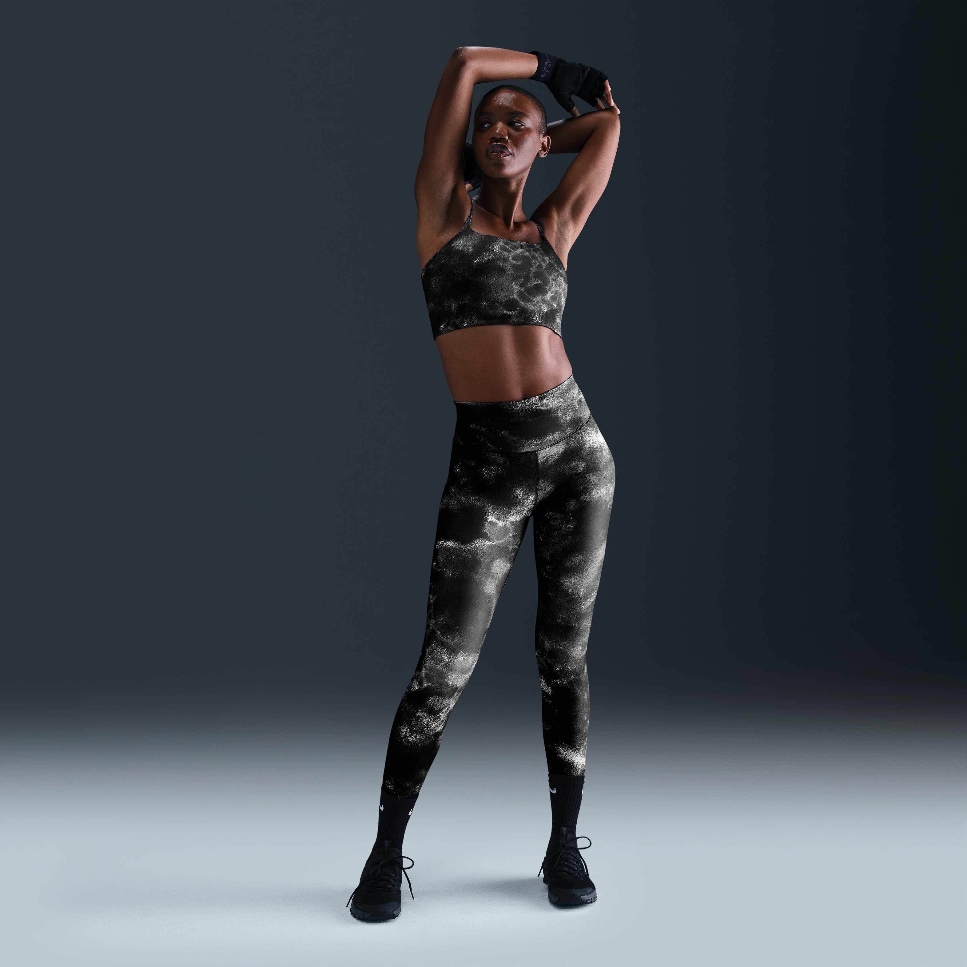 Nike One Convertible image number 3