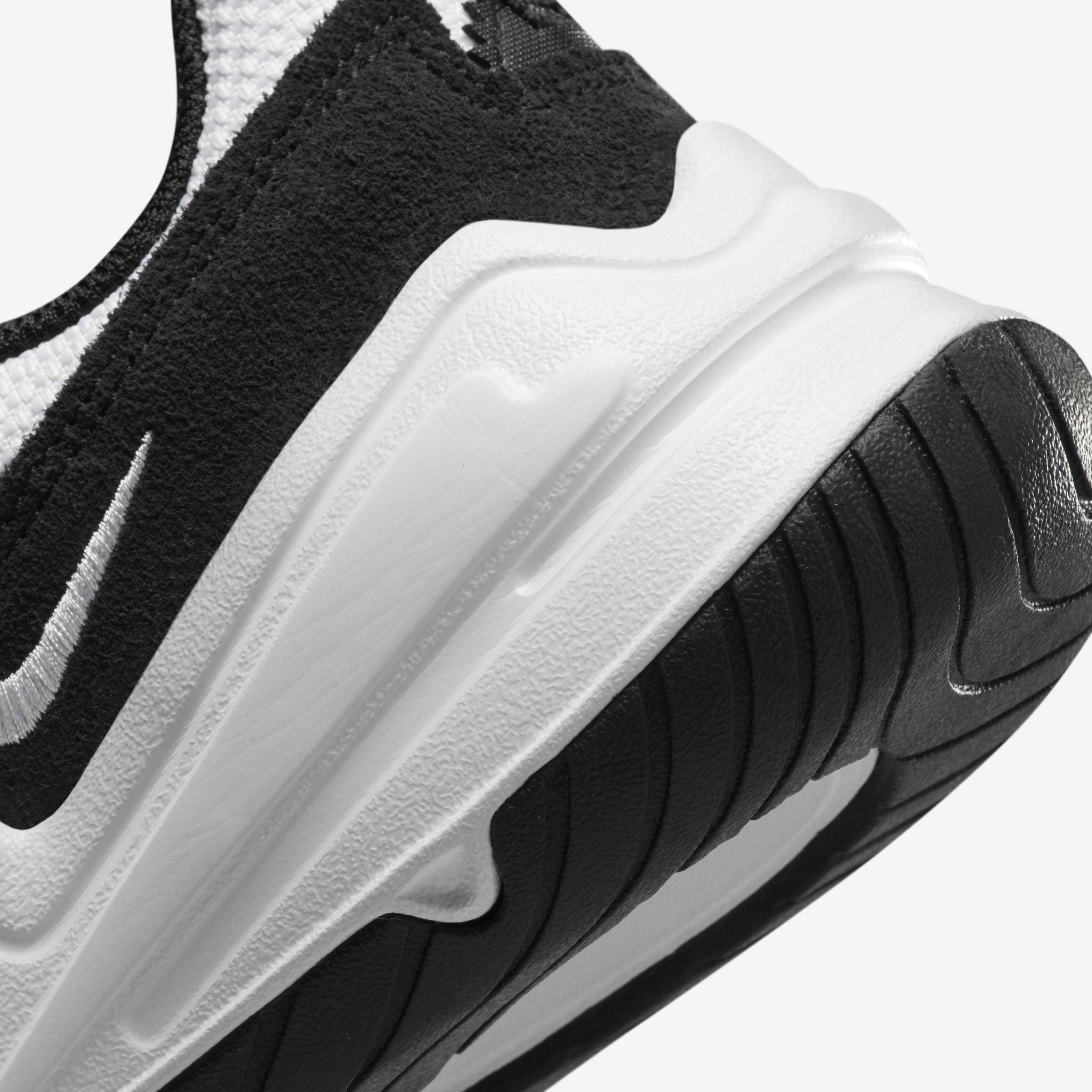 نايكي تيك هيرا image number 7