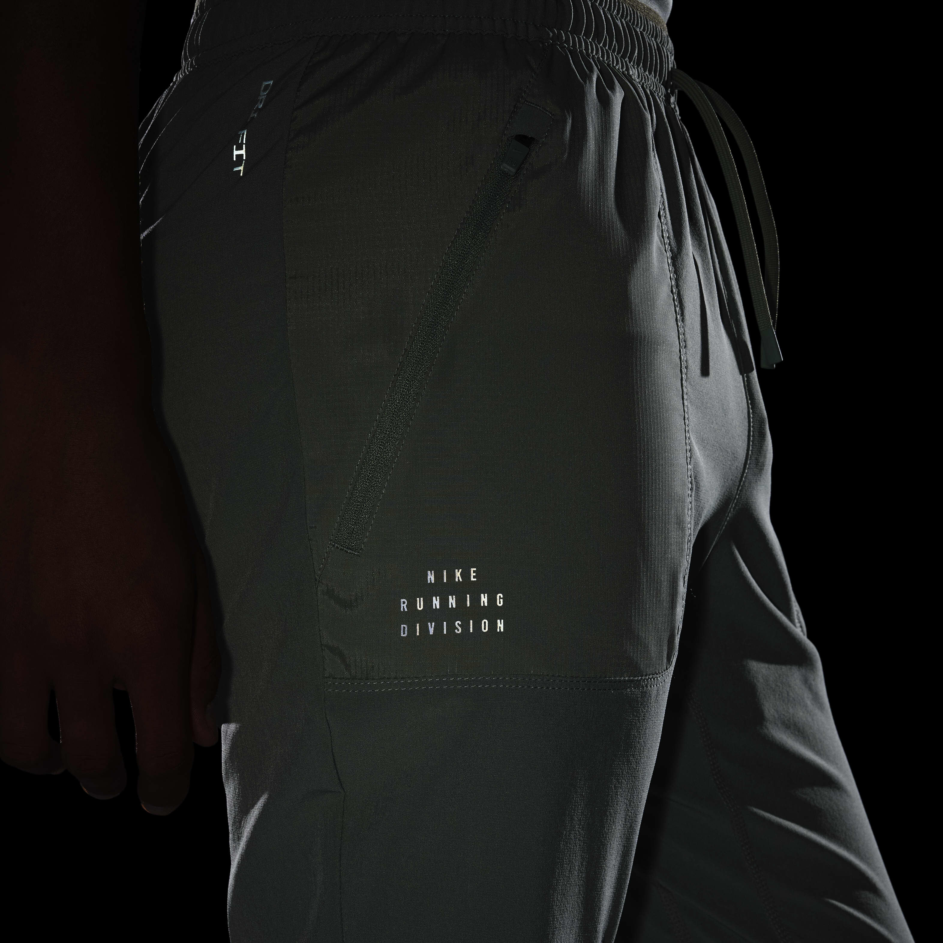 Nike Phenom Running Division image number 8